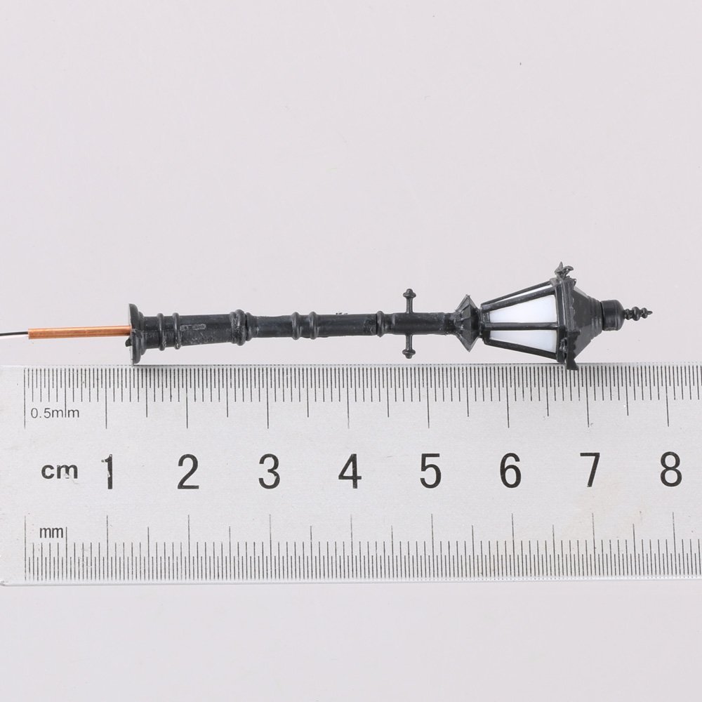 10PCS 1:75 Scale LED Courtyard Street Lamps for Model Railways & Train Sets - Perfect for Dioramas, Miniature Landscapes and Tabletop Displays