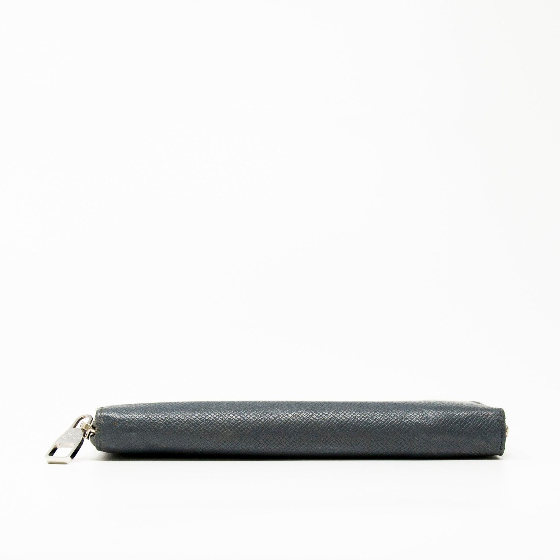 Louis Vuitton Taiga Leather Zippy Wallet for Men - Grey Luxury Slim RFID Blocking Bifold Wallet - Perfect for Business, Travel & Everyday Use