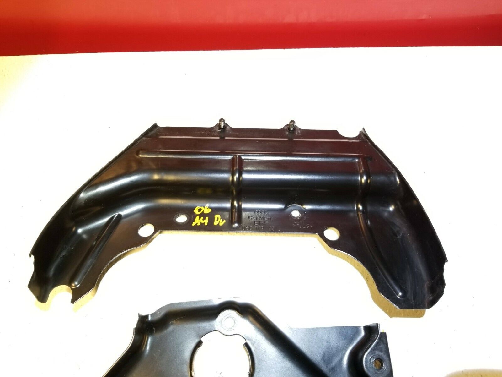 03 04 05 06 Audi A4 B6 3.0L Left & Right Inner Timing Belt Cover Pair - OEM Replacement Parts for Engine Maintenance & Repair