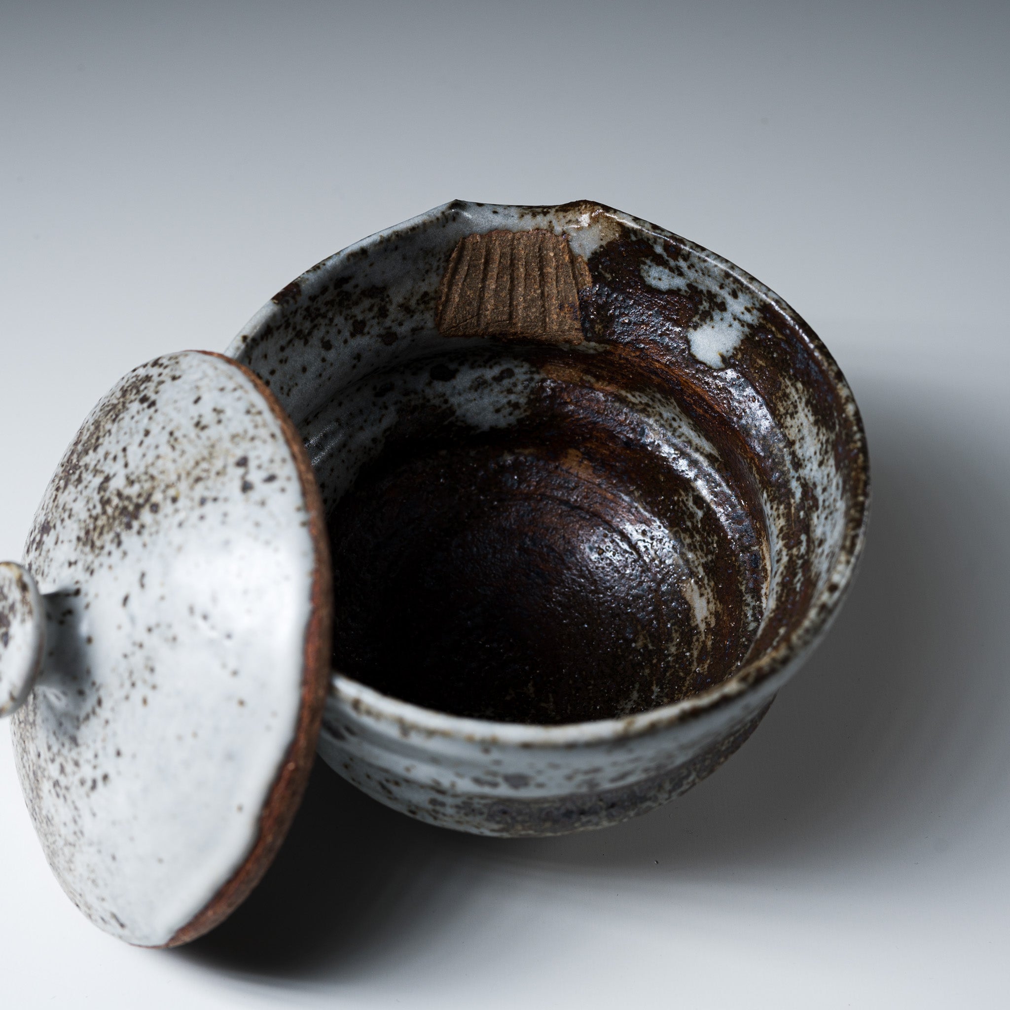 NINSHU Houhin Teapot Zui - Japanese Ceramic Teapot for Green Tea, Matcha & Sencha | Perfect for Tea Ceremonies, Home Brewing & Gift Giving