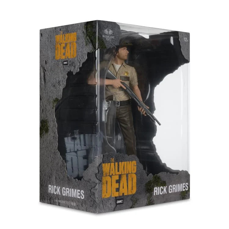 The Walking Dead TV Series Rick Grimes 1/8 Scale Action Figure - Collectible Zombie Apocalypse Character Model for Fans & Display