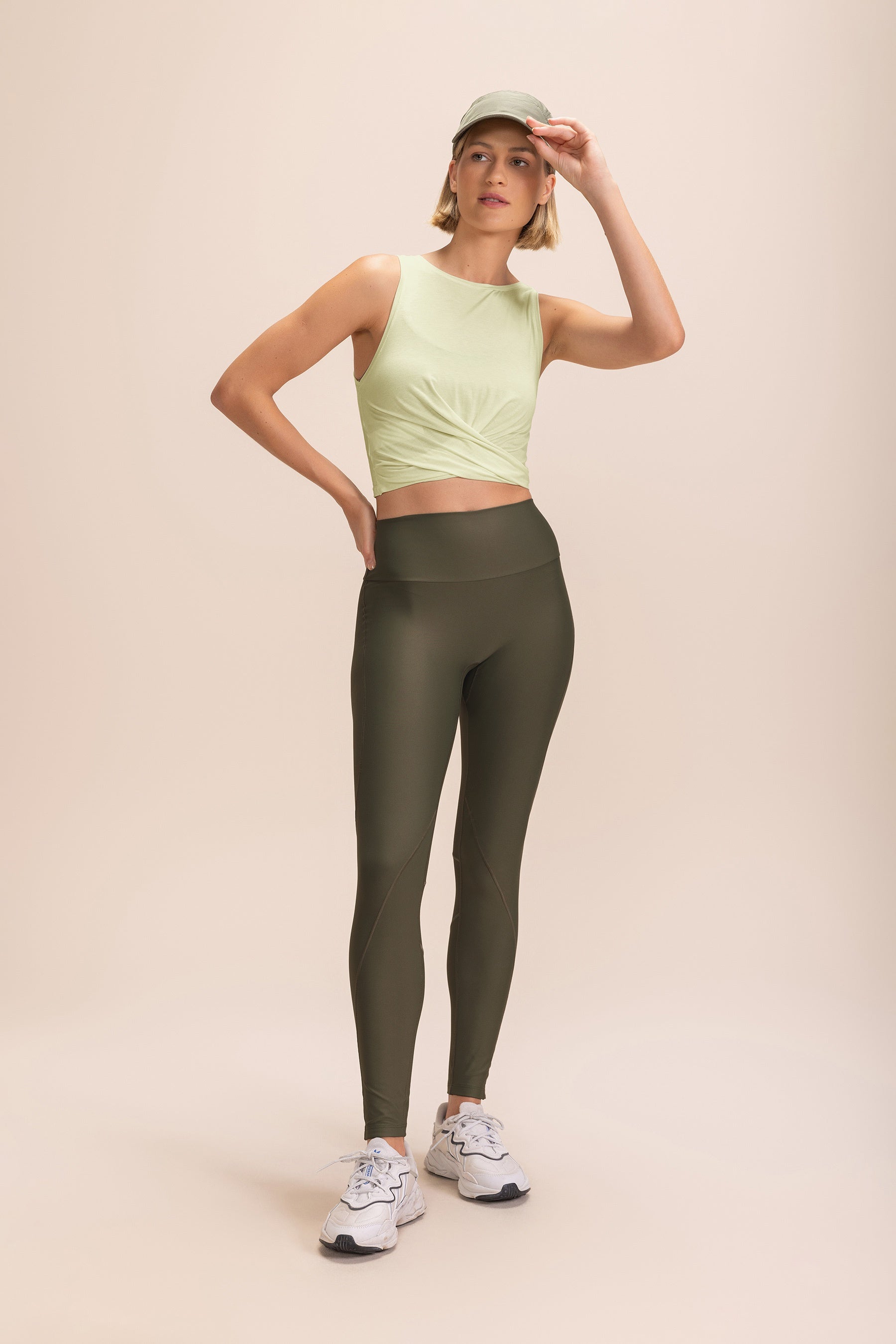 Smooth Sense Pro Fleece Stirrup Leggings for Women - Soft High-Waist Yoga Pants with Non-Slip Grip - Perfect for Yoga, Pilates, Workouts & Lounge Wear