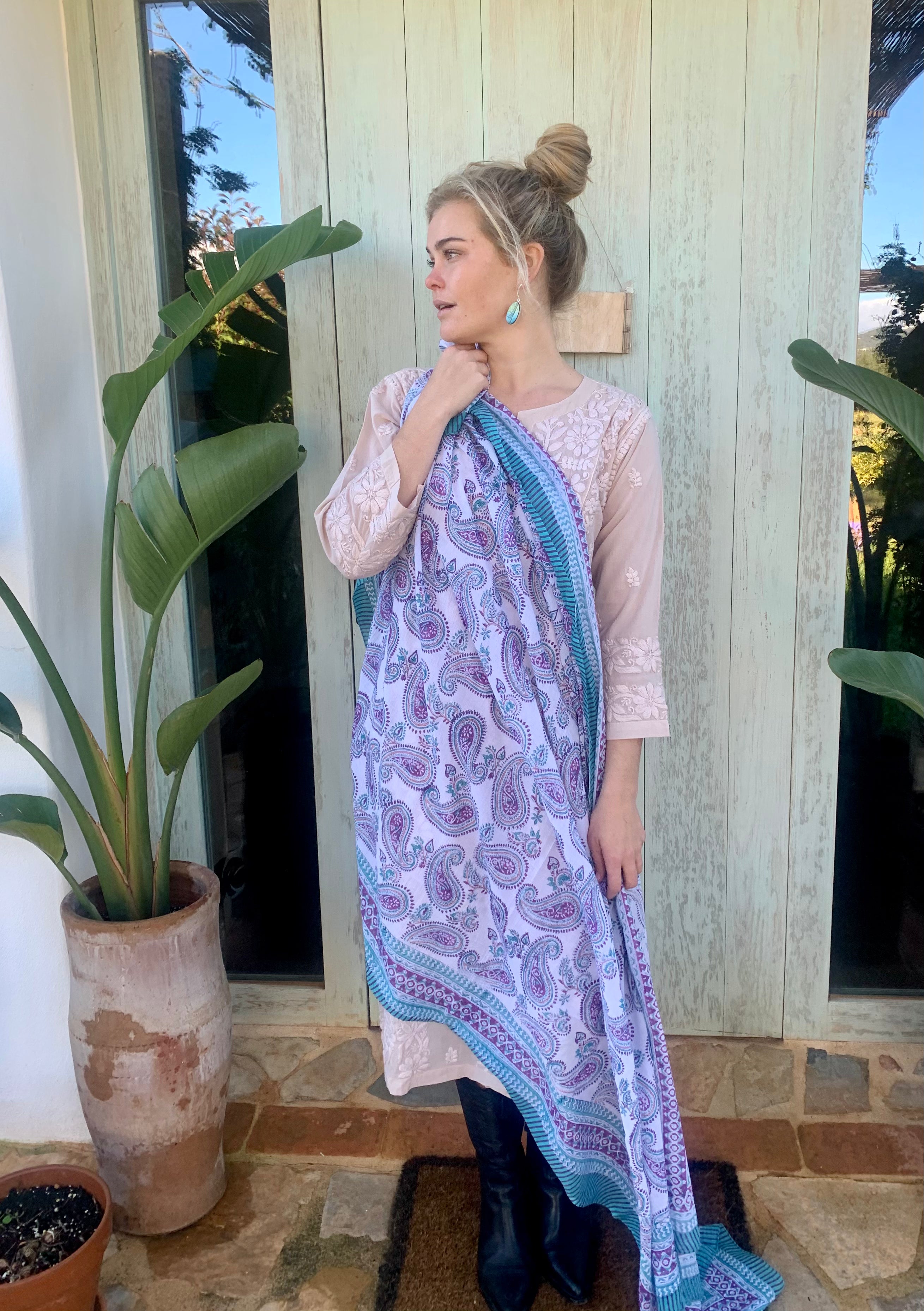 Stylish Cotton Sarong Pareo with Block Print - New Collection for Beach, Pool & Summer Fashion