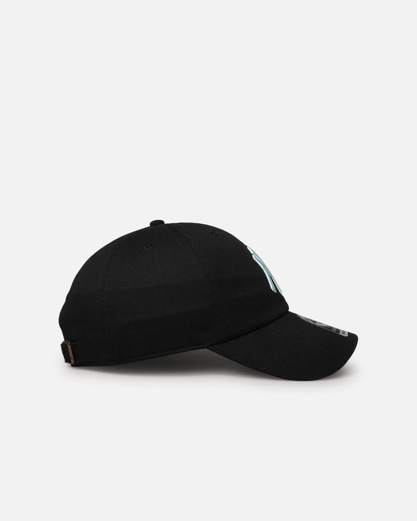 47 Brand New York Yankees 47 Clean Up Strapback Adjustable Hat - Black & Turquoise Baseball Cap for Men & Women - Perfect for Baseball Games, Streetwear & Casual Outfits