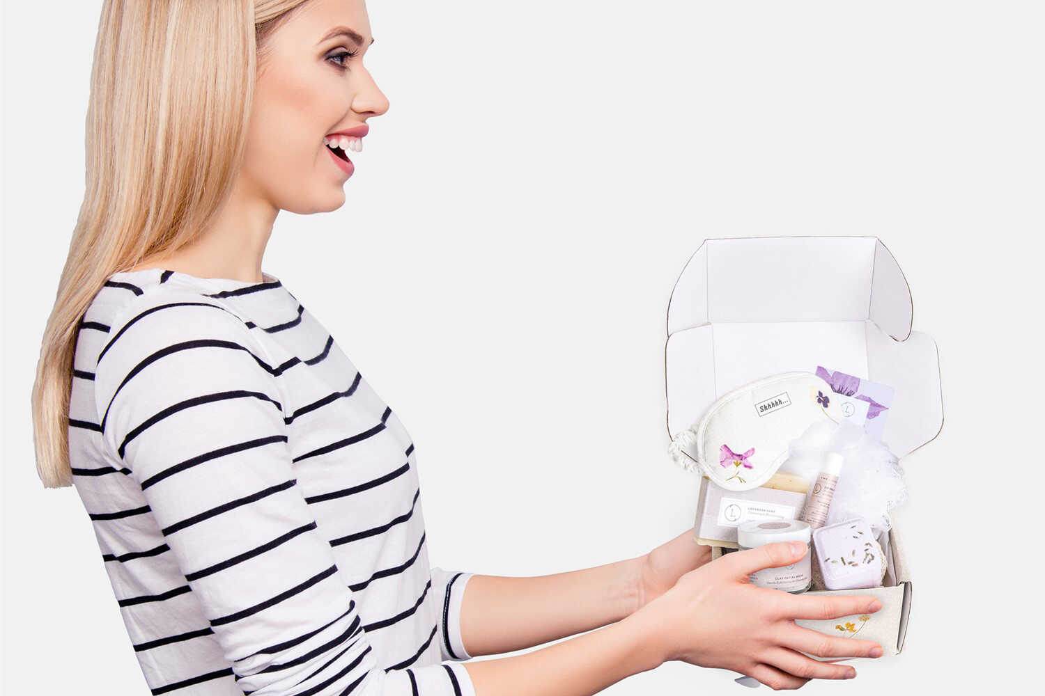 Love & Lavender Skincare Gift Set - Organic Bath & Body Care Kit for Women | Relaxing Spa Night, Anniversary Gift, Mother's Day Present