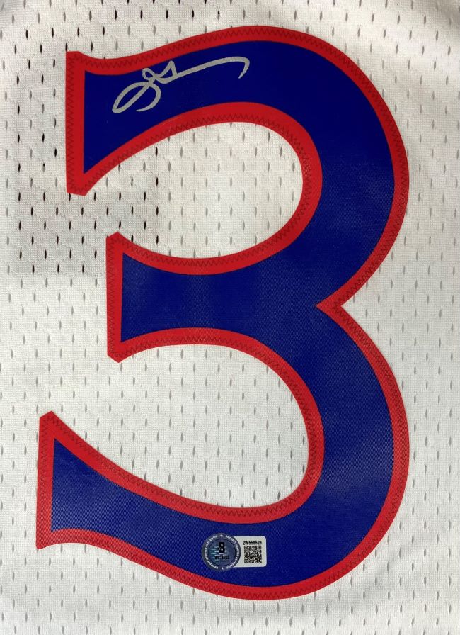 Authentic Allen Iverson Signed Philadelphia 76ers 1996-97 White Mitchell & Ness Hardwood Classics Swingman Jersey - Perfect for NBA Memorabilia Collectors, Sports Fans & Home Decor