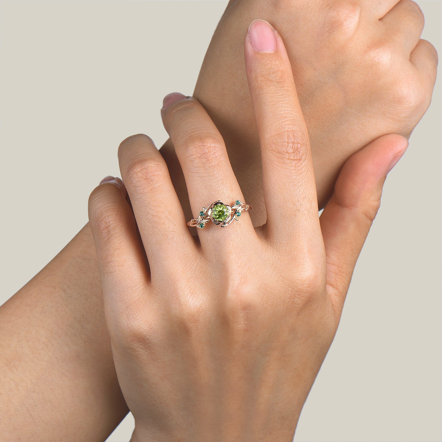 Exquisite Round Cut Peridot Floral Engagement Ring - Emerald Leaf Nature Inspired Wedding Band for Women | Perfect for Bridal, Anniversary, and Romantic Occasions