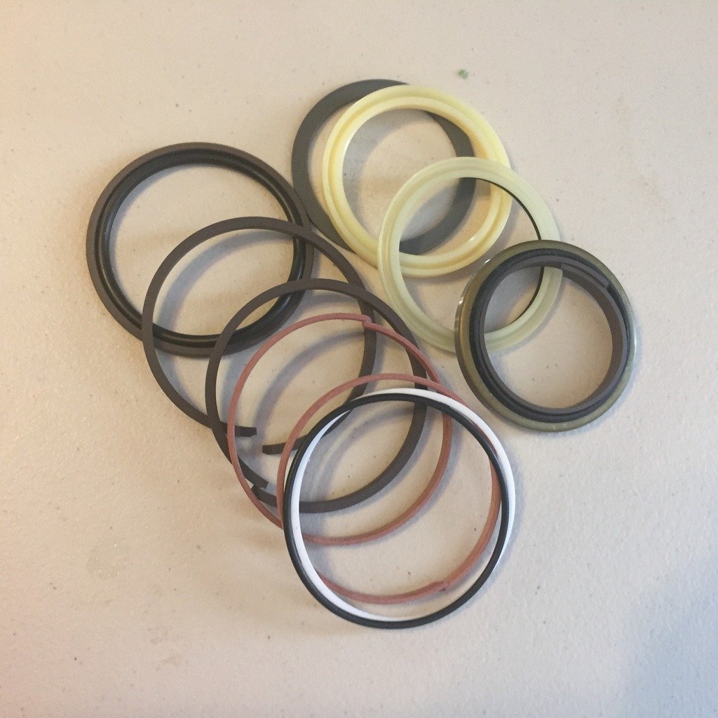 Komatsu PC220-3 PC220LC-3 Arm Cylinder Seal Kit Replacement for 707-98-57201 - Heavy Duty Hydraulic Repair for Excavator Maintenance & Construction Projects