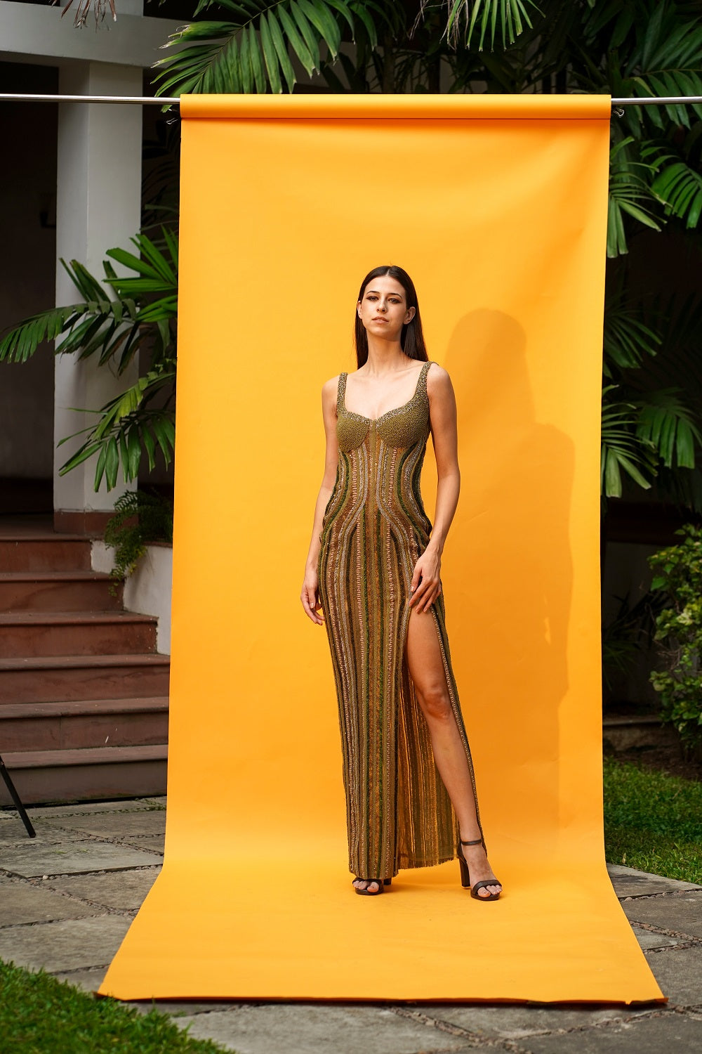Exquisite African Baroque Hand Embroidered Tulle Dress with High Slit - Perfect for Weddings, Parties & Special Occasions