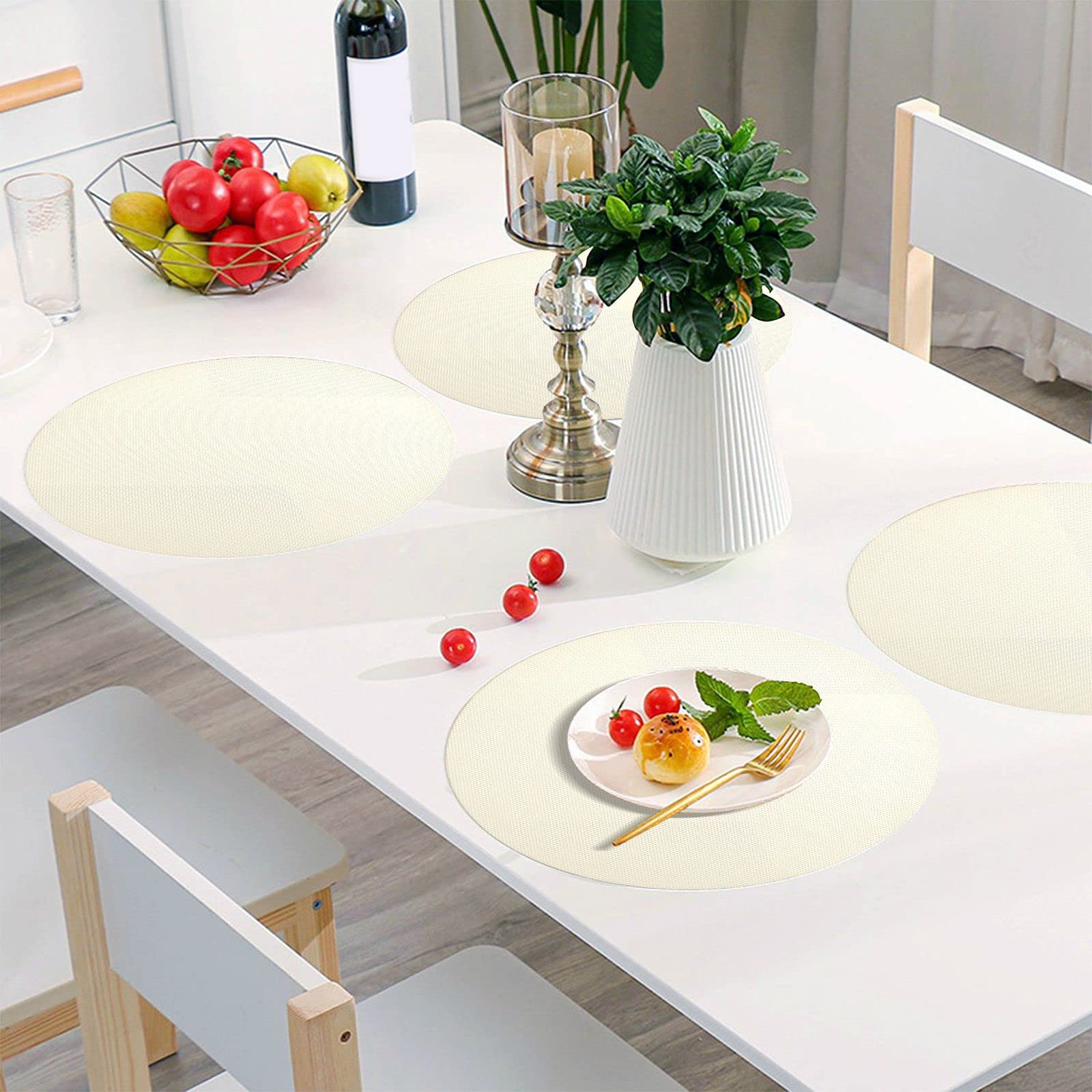 Beige Round Placemats Set of 4 - Washable & Heat Resistant Table Mats for Dining & Kitchen - Perfect for Indoor & Outdoor Use - Home Decor & Table Setting Accessories