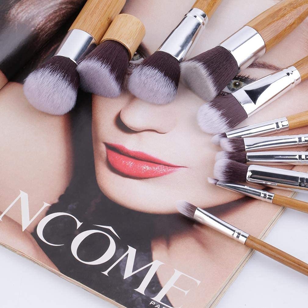 Kamz Beauty Professional 11-Piece Kabuki Makeup Brush Set with Wooden Handles - Foundation, Powder, Cream & Bronzer Brush Kit for Contouring & Concealing - Perfect for Travel & Professional Makeup Application