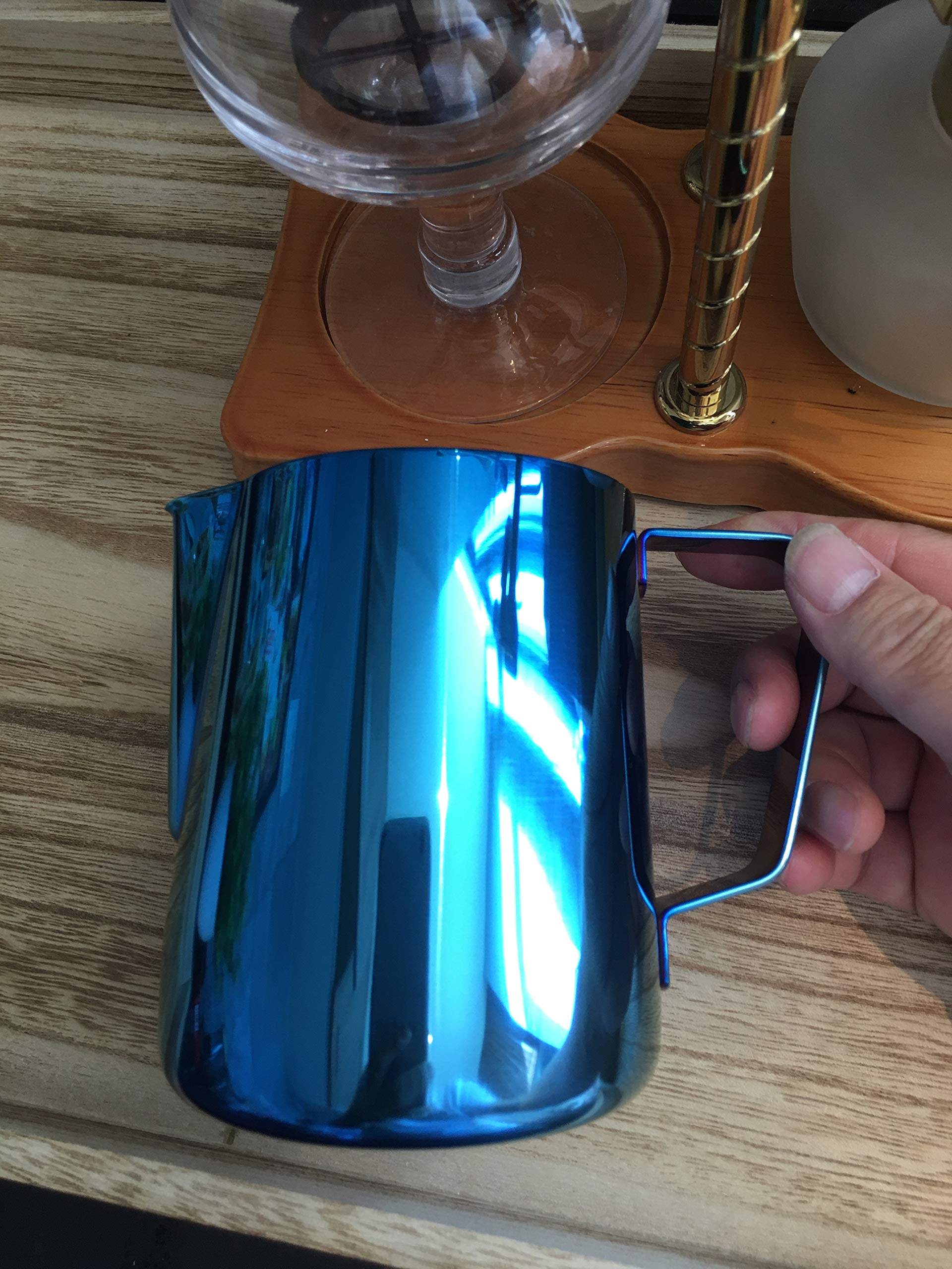 20oz Stainless Steel Milk Frothing Pitcher for Latte Art, Espresso & Cappuccino - 18/8 Food-Grade Steel with Ergonomic Handle | Perfect for Home Baristas, Coffee Shops & Cafe Use (Cobalt Blue)