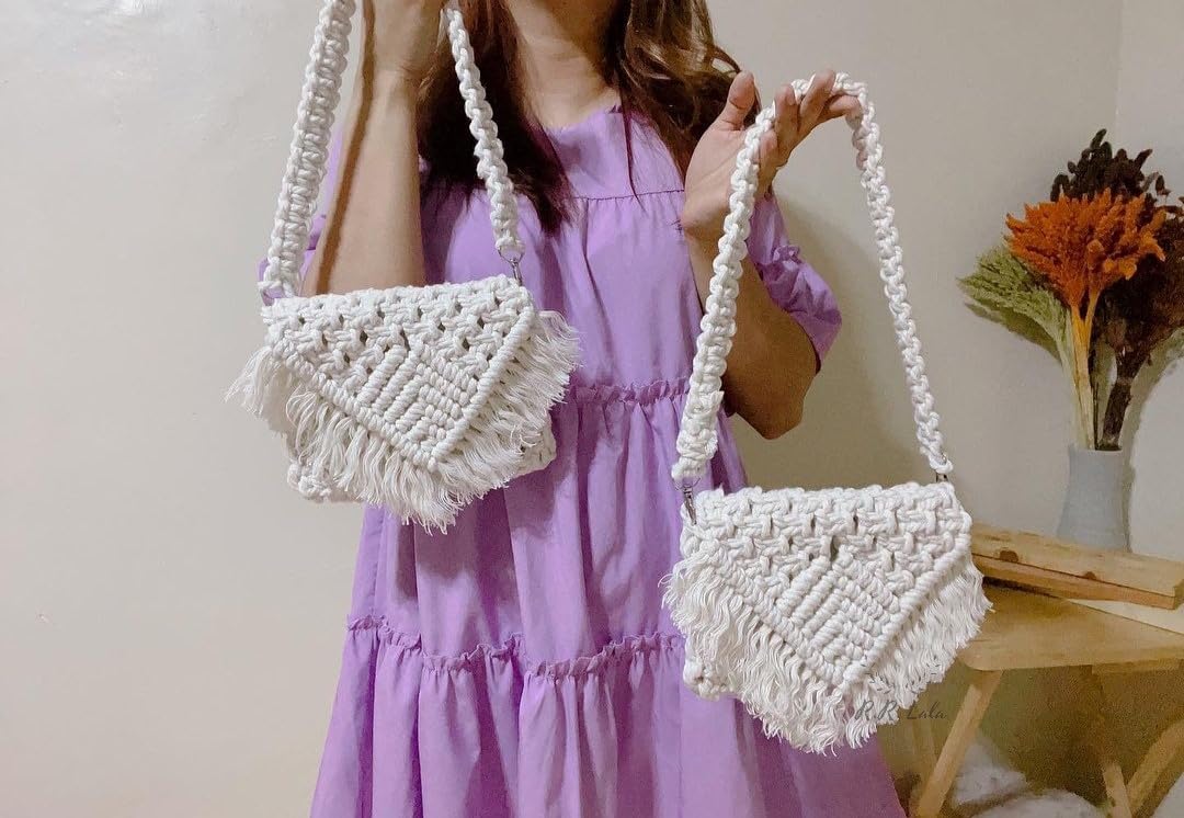 Handmade Macrame Clutch Bag - Boho Macrame Purse for Women, Merino Wool Shoulder Bag, 1 Piece in Off White | Perfect for Beach, Festival, and Boho Fashion Outfits