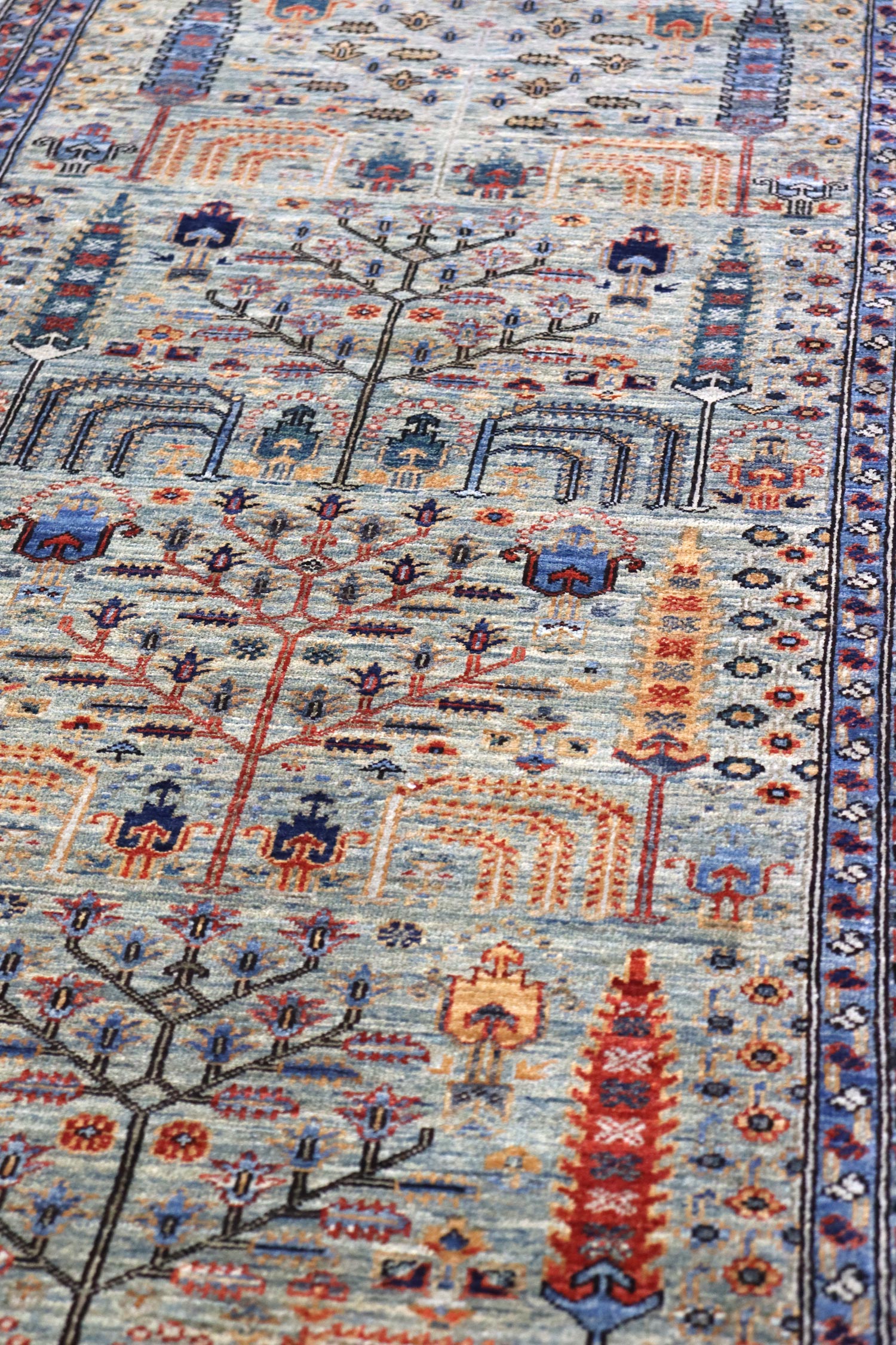 Handwoven Bakshaish Willow Tribal Rug - Authentic Persian Design for Living Room, Bedroom & Home Decor - J63840