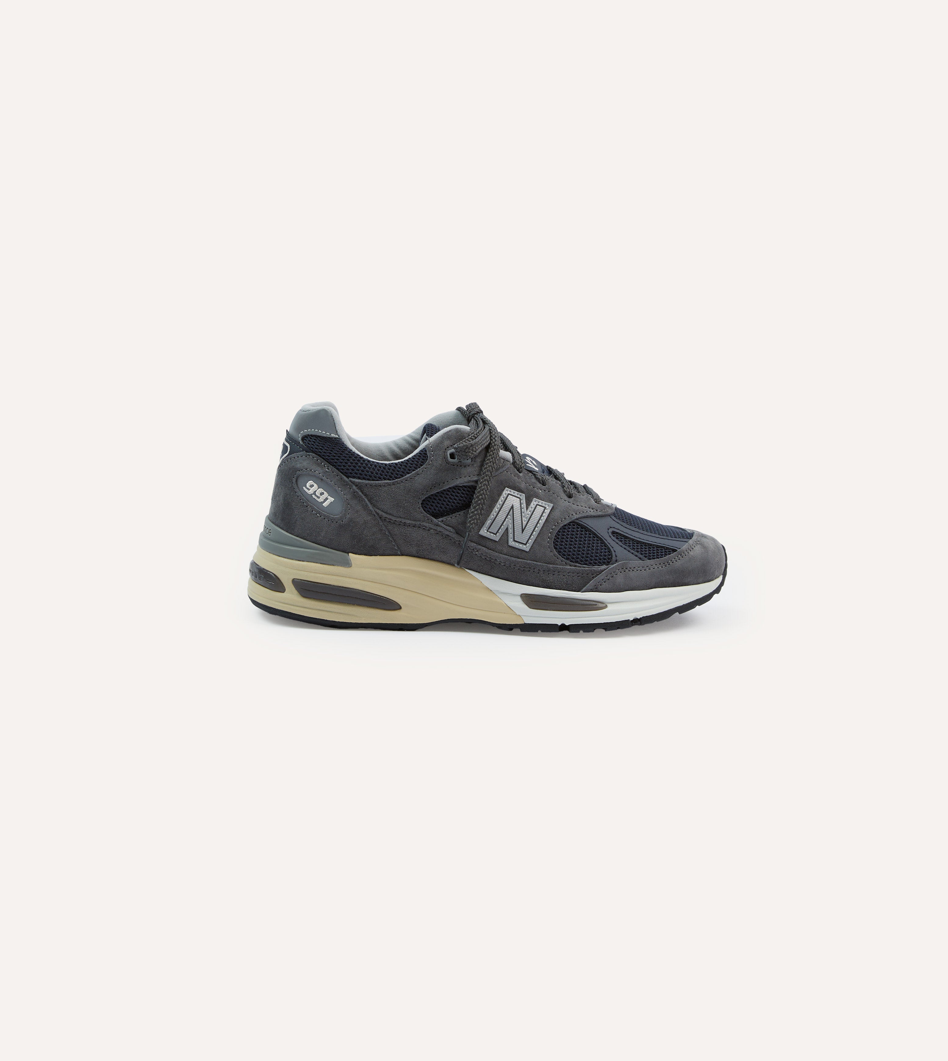 New Balance 991v2 Dark Gull Grey Running Shoes Made in UK – Premium Comfort for Men & Women | Ideal for Jogging, Gym & Casual Wear
