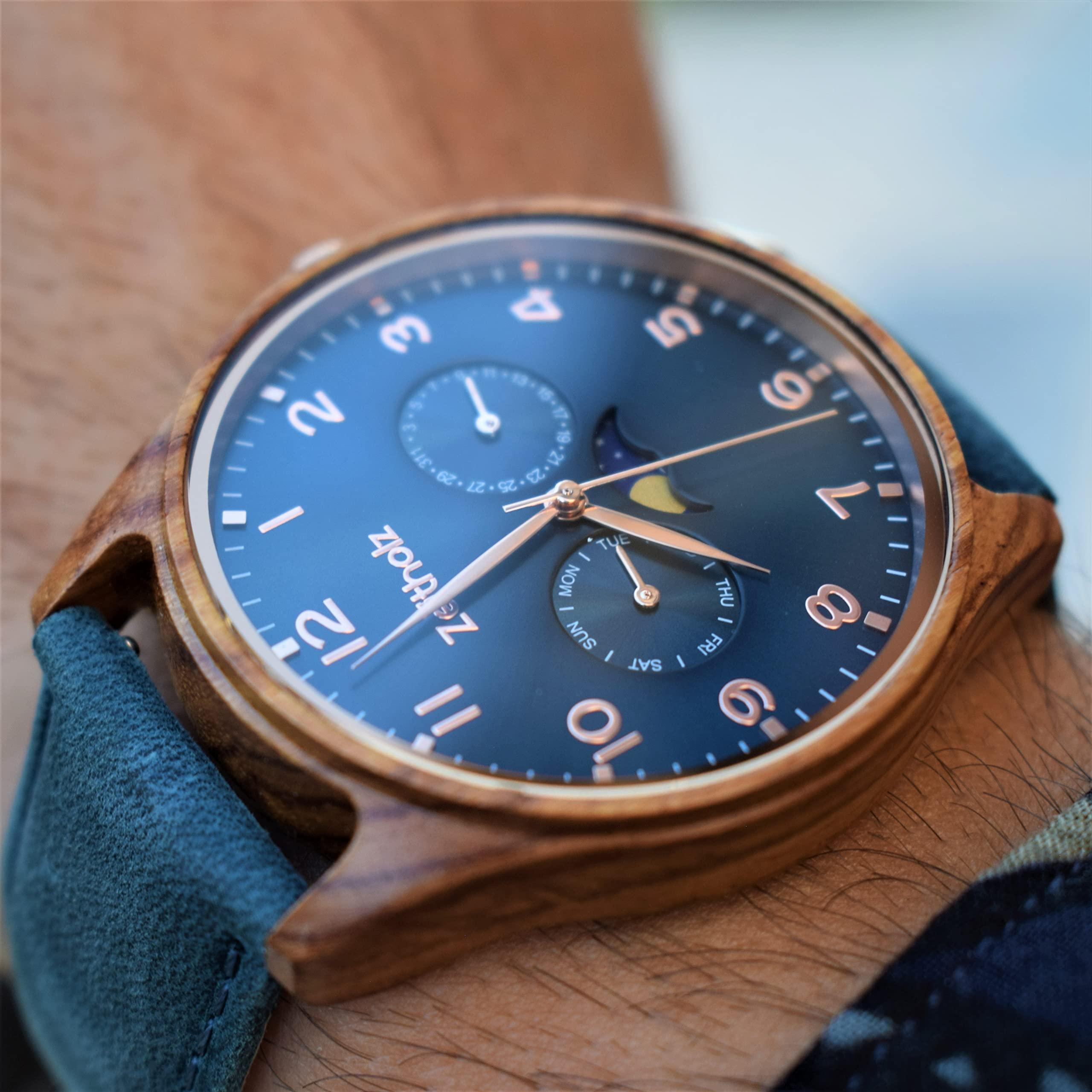 Zeitholz Men's Wooden Watches - 42mm Analog Wood Watch with Japanese Quartz Movement - Stylish & Eco-Friendly Gifts for Men - Perfect for Casual Wear, Outdoor Adventures & Special Occasions