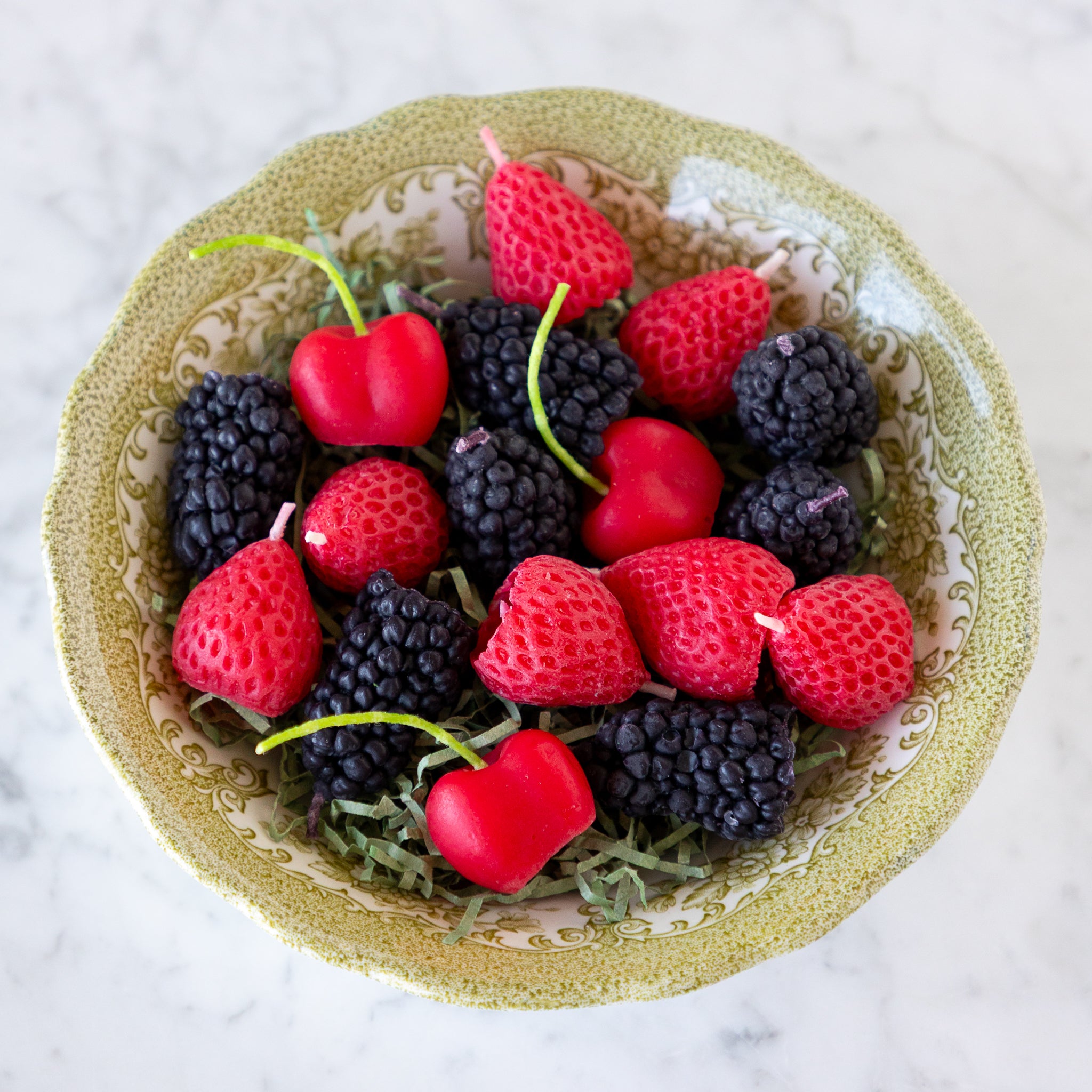 Organic Blackberry Scented Beeswax Birthday Candles - Handmade, Non-Toxic, Long-Lasting for Cake Decorating & Party Celebrations