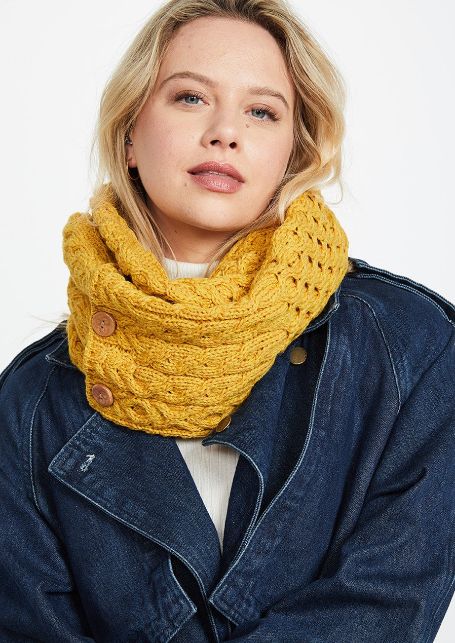 Aran Buttoned Snood Scarf - Warm Knitted Sunflower Pattern Winter Accessory for Women | Cozy Neck Warmer for Outdoor Activities, Travel & Cold Weather Fashion