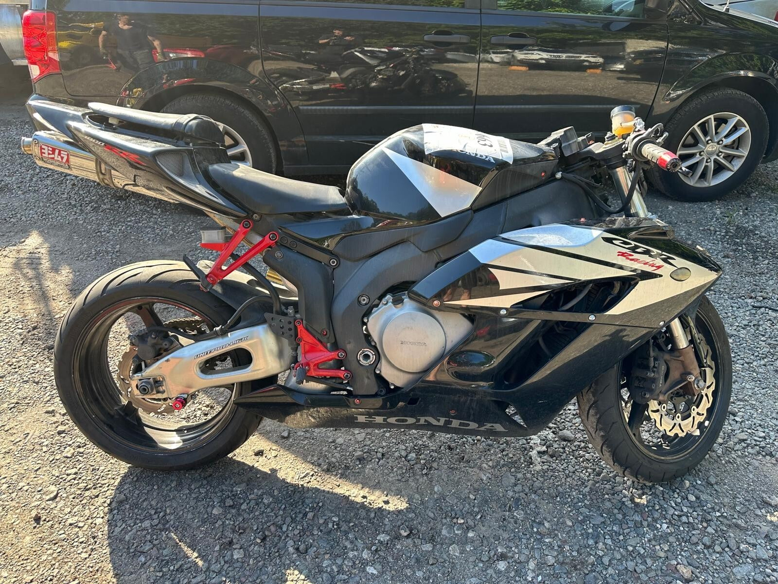 2004-2005 Honda CBR1000RR OEM Upper Triple Tree - Genuine Factory Part with 12k Miles - Perfect for Motorcycle Restoration & Performance Upgrades