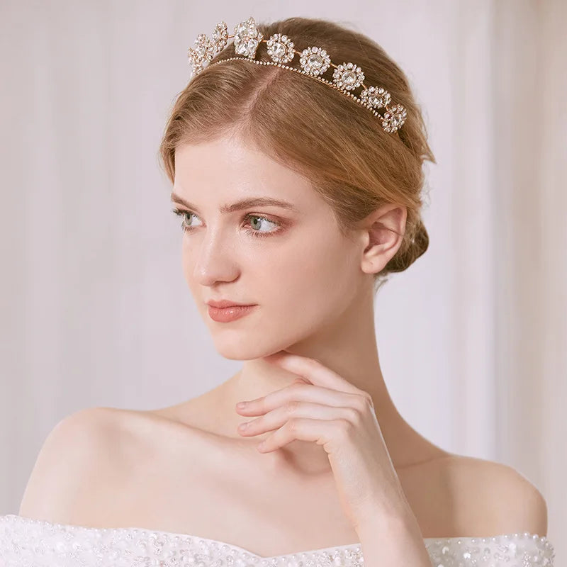 Sparkly Princess Tiara for Girls - Elegant Rhinestone Crown for Birthday, Party & Dress Up - Perfect for Princess Themed Events & Photo Shoots