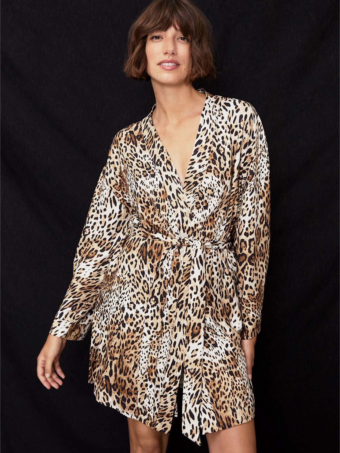 Inu LENZING™ ECOVERO™ Women's Robe - Soft Natural Leopard Print Bathrobe for Spa, Lounge & Relaxation at Home