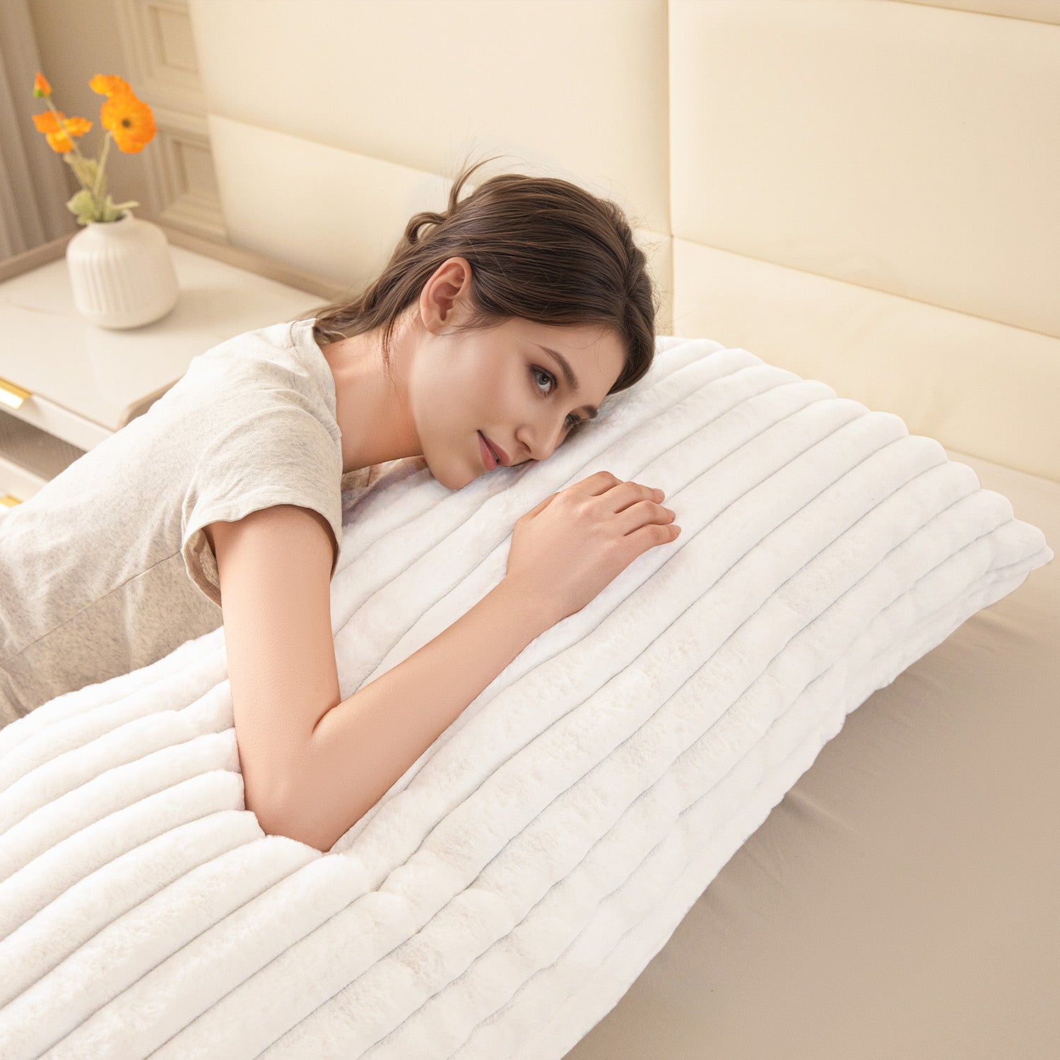 MAXYOYO Ultra Soft Striped Faux Fur Body Pillow for Adults - 20x54 Inch Long Hugging Pillow for Side Sleepers & Pregnancy Support (White) - Perfect for Bed, Couch & Home Comfort