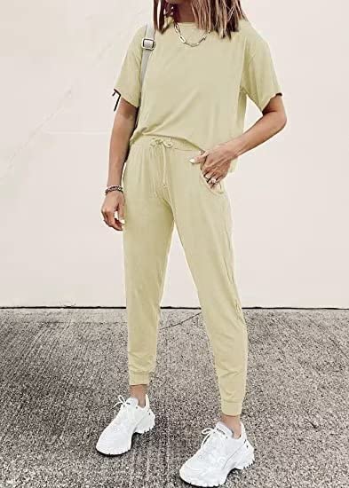 Women's Casual 2-Piece Outfit Set - Long Sleeve Pullover Sweatshirt & Jogger Pants Lounge Wear | Comfortable Sweatsuit for Home, Workout, Running Errands & Relaxing