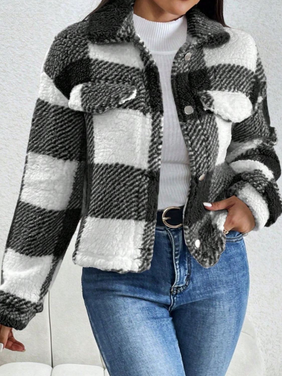 Stylish Plaid Long Sleeve Jacket with Pocket Flap - Trendy Fall & Winter Outerwear for Women - Perfect for Office, Dating & Casual Outings