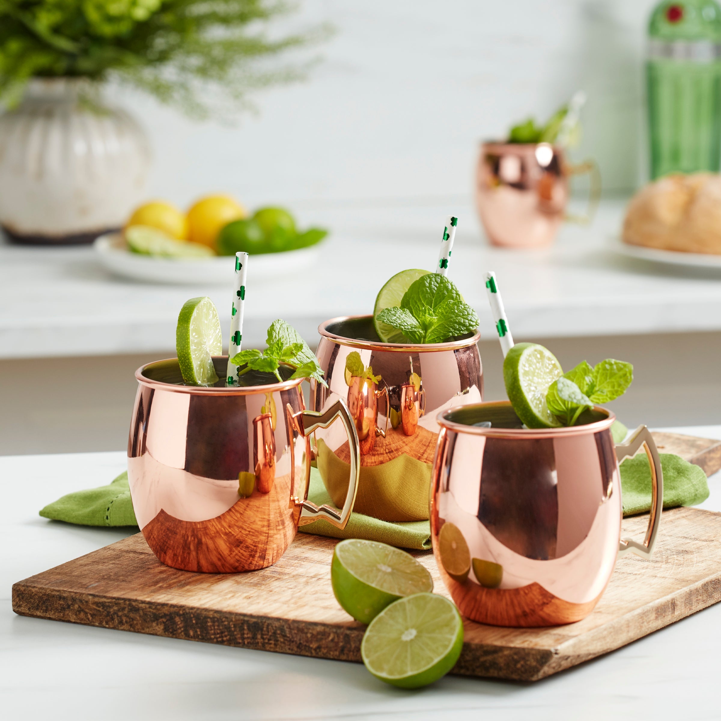 Premium Copper Moscow Mule Mugs Set of 4 - 18oz Hammered Copper Cups with Insulated Handles - Perfect for Cocktails, Iced Drinks & Home Bar Entertaining