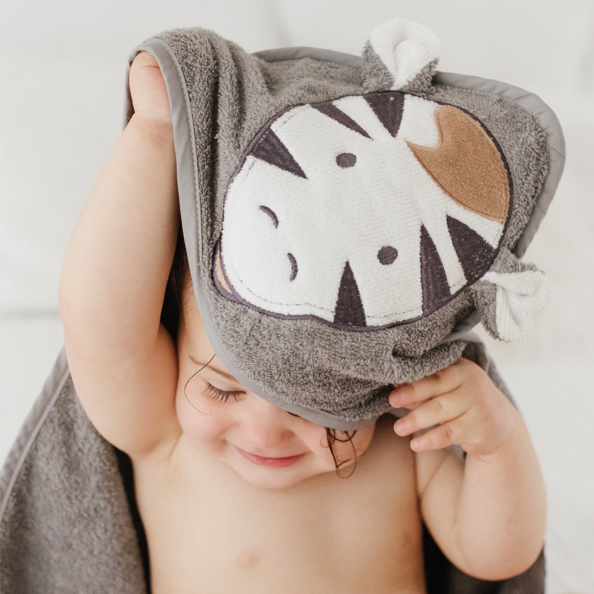 Soft Baby Hooded Towel with Zebra Print - Absorbent & Gentle for Newborns, Infants & Toddlers - Perfect for Bath Time, Swimming & After-Spa Care