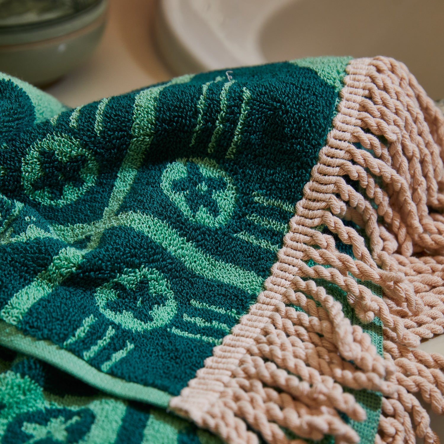 Gigi Bath Sheet - Super Soft & Absorbent Emerald Green Bath Towel for Spa, Pool & Beach - Luxury Bathroom & Home Essentials