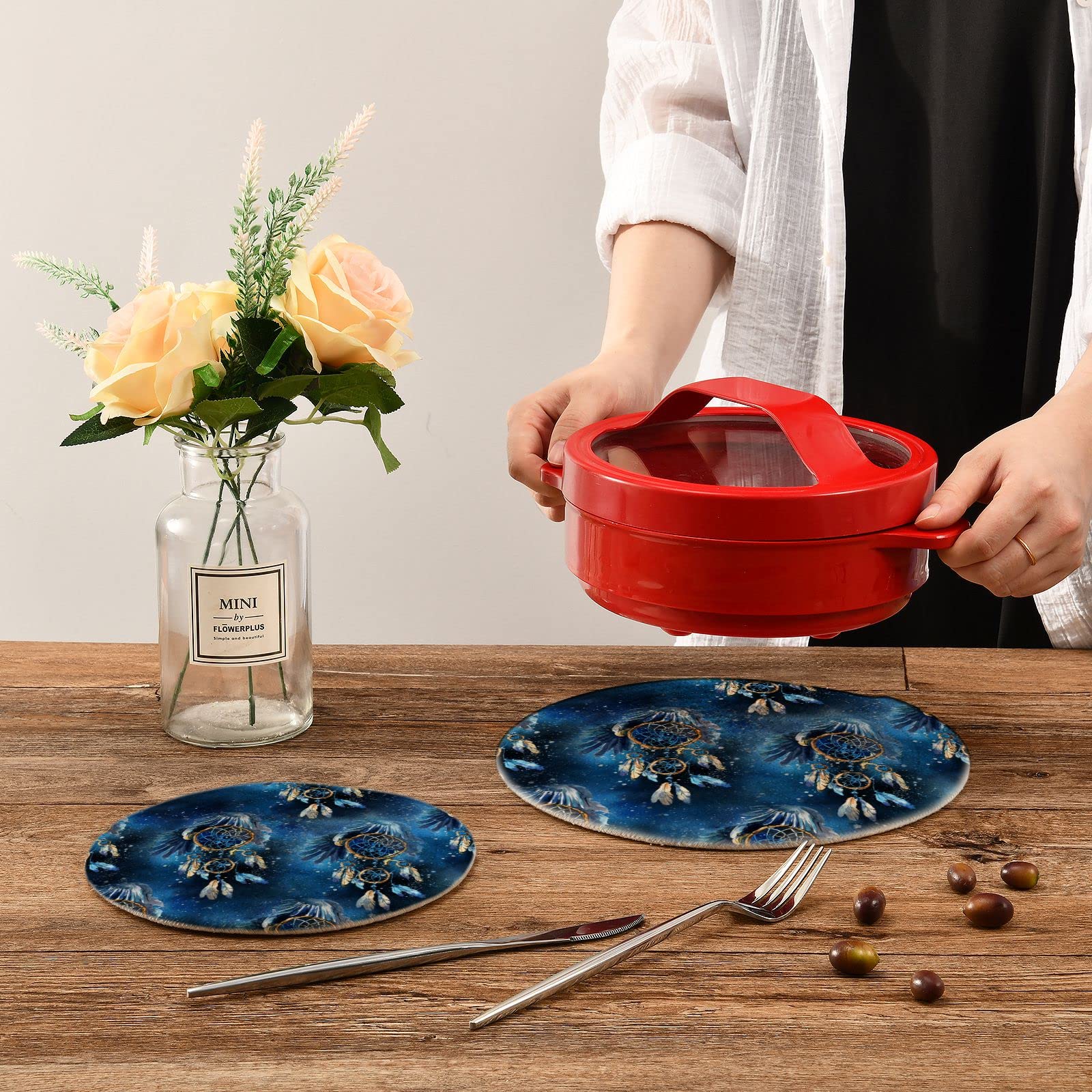 Hawk Dream Catcher Cotton Pot Holders Set of 2 - Heat Resistant Round Kitchen Holders for Hot Pots, Pans, and Baking Dishes - Perfect for Cooking, Serving, and Home Decor