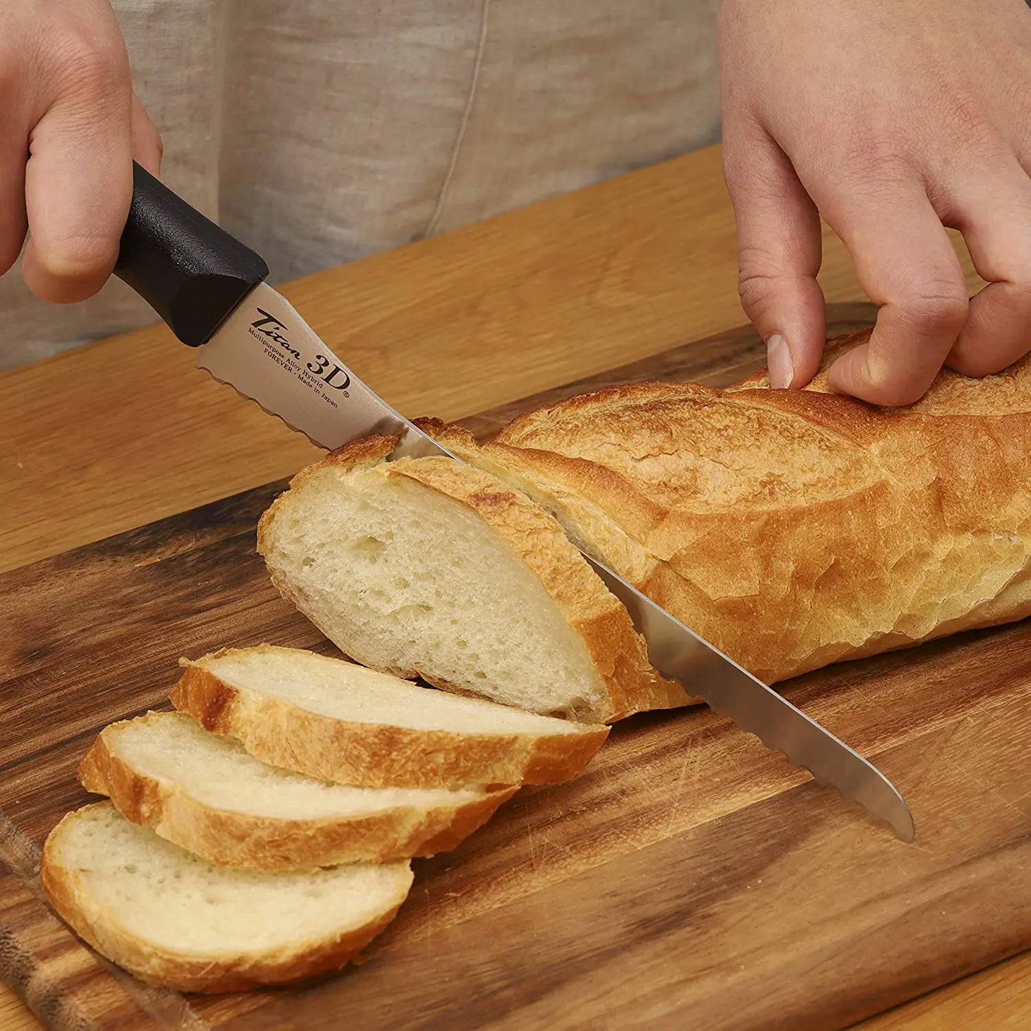 Forever Titanium Hybrid 3D Bread Knife - Ultra Sharp Stainless Steel Blade for Slicing Bread, Cake & Pastries - Perfect for Home Baking, Restaurants & Professional Chefs