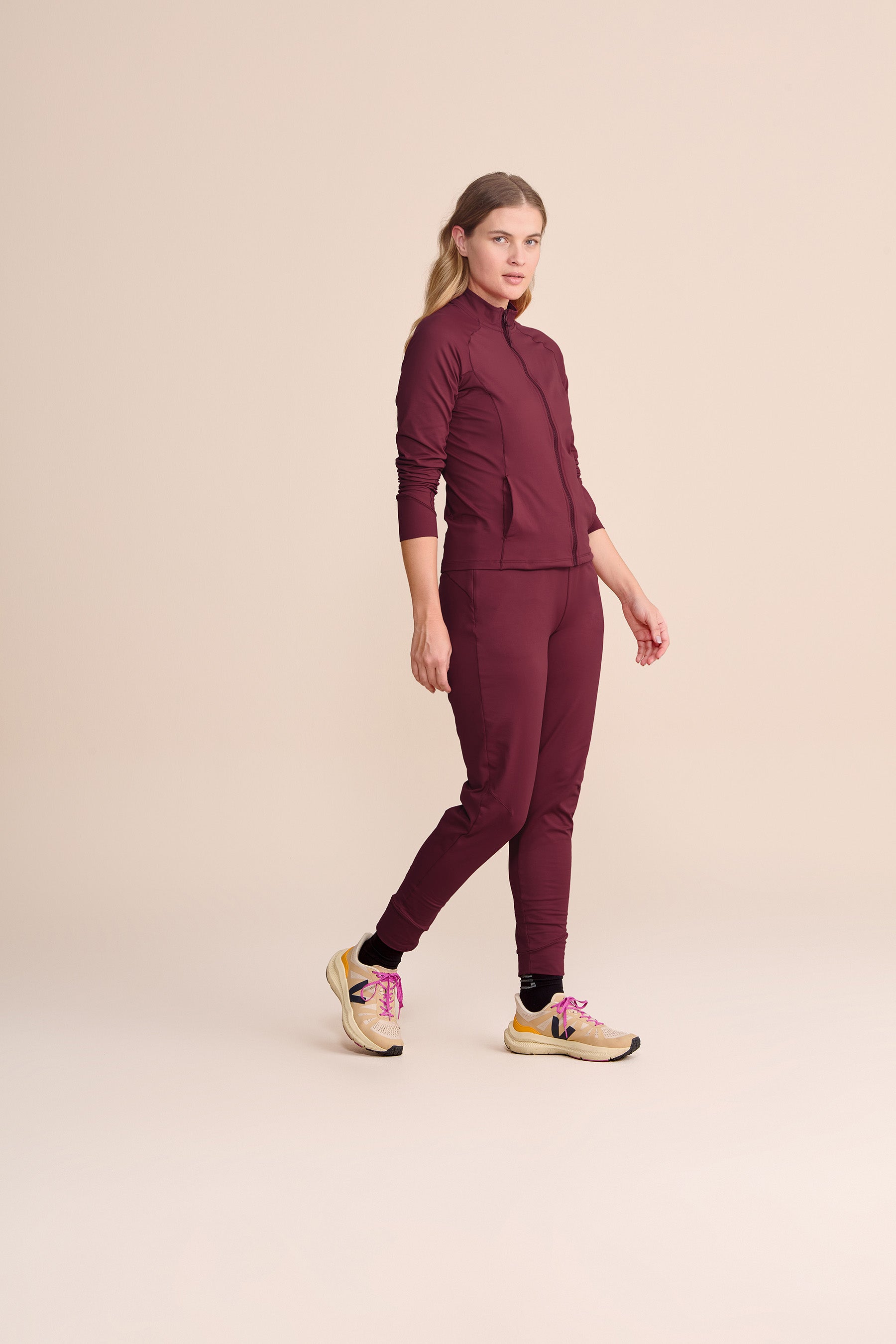 Cozy Fleece Jogger Pants for Women & Men - Soft Winter Lounge Pants with Pockets - Perfect for Home, Gym & Outdoor Activities