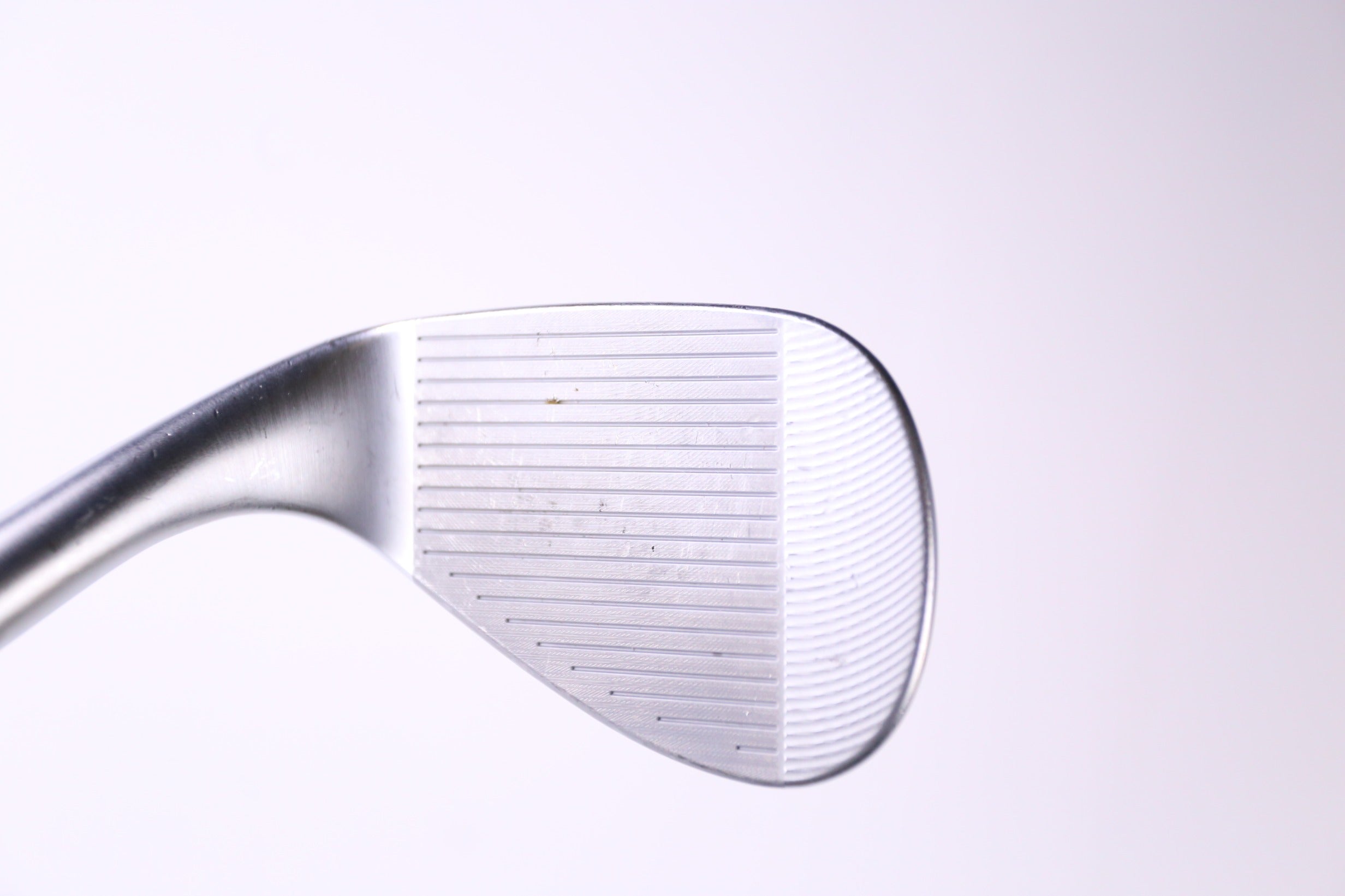 Used Cleveland RTX 6 ZipCore Tour Satin Gap Wedge 52° Stiff Flex Right Hand Golf Club - Perfect for Short Game Precision & Bunker Shots