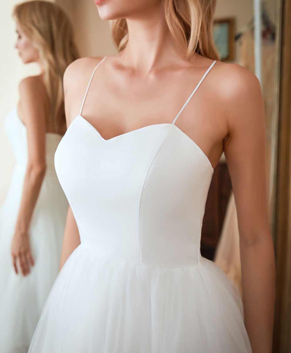 Elegant White Sweetheart Neck Tulle Short Prom Dress - Perfect for Cocktail Parties, Homecoming, and Formal Events