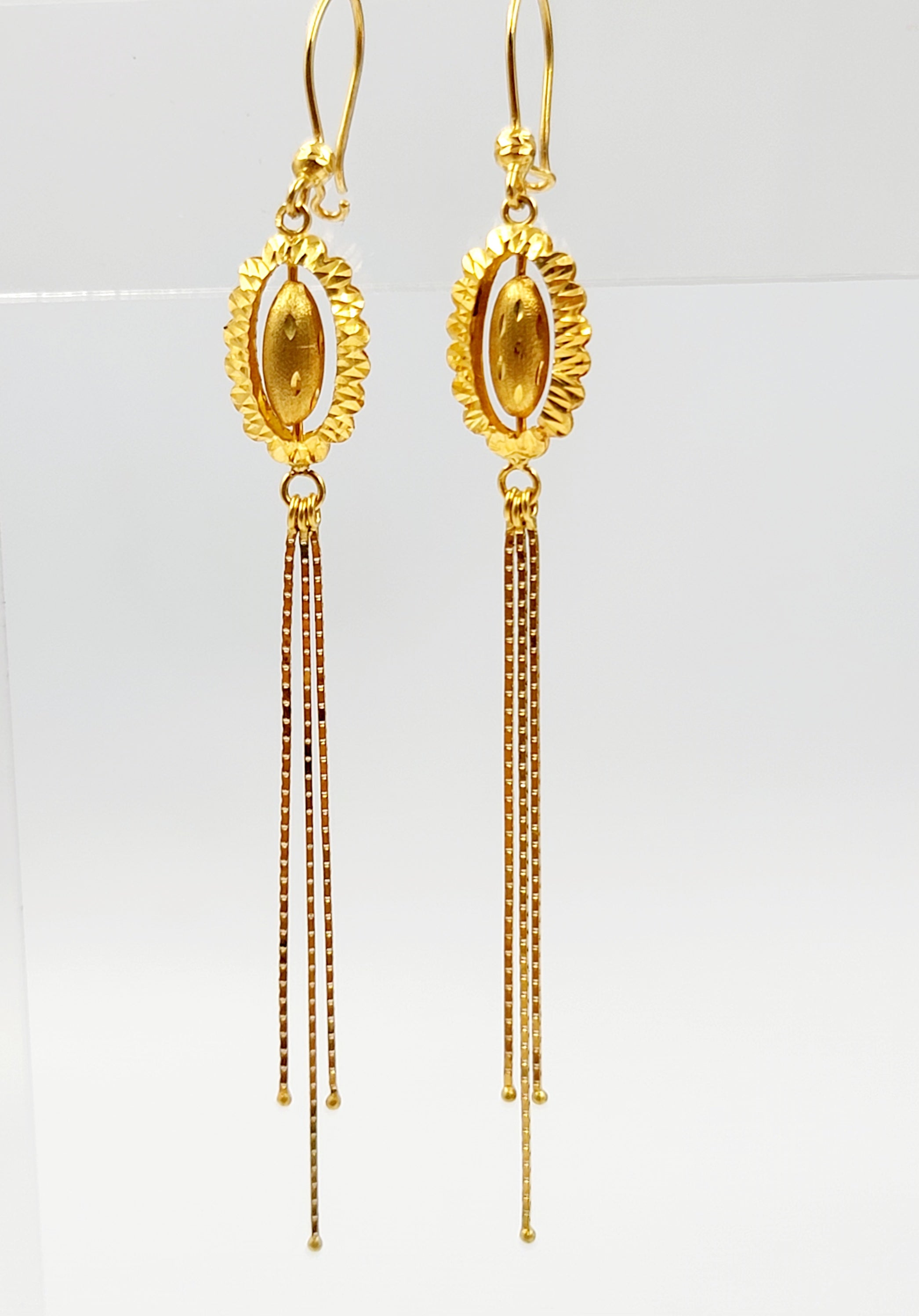 21K Gold Plated Deluxe Elegant Earrings for Women - Perfect for Parties, Weddings & Special Occasions
