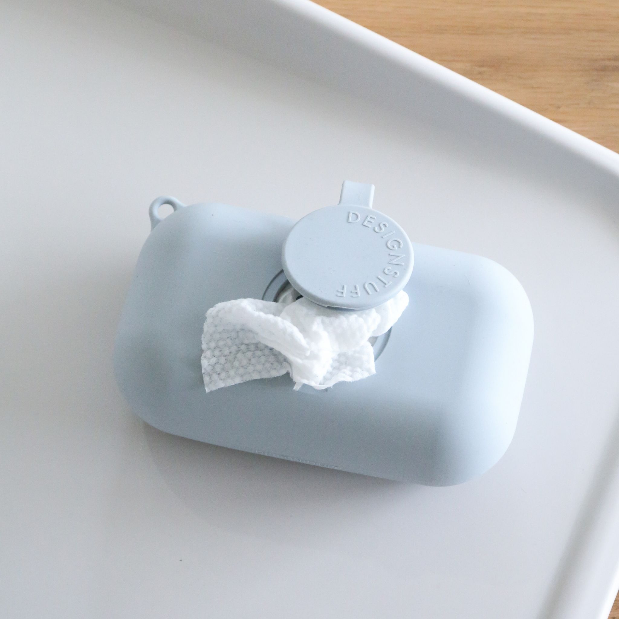 DESIGNSTUFF Wet Wipes Dispenser with Lid - Portable & Leak-Proof Travel Wipes Container for Baby, Makeup, Face, Hands & Home Cleaning - Perfect for Diaper Bags, Cars, Office & On-the-Go Use
