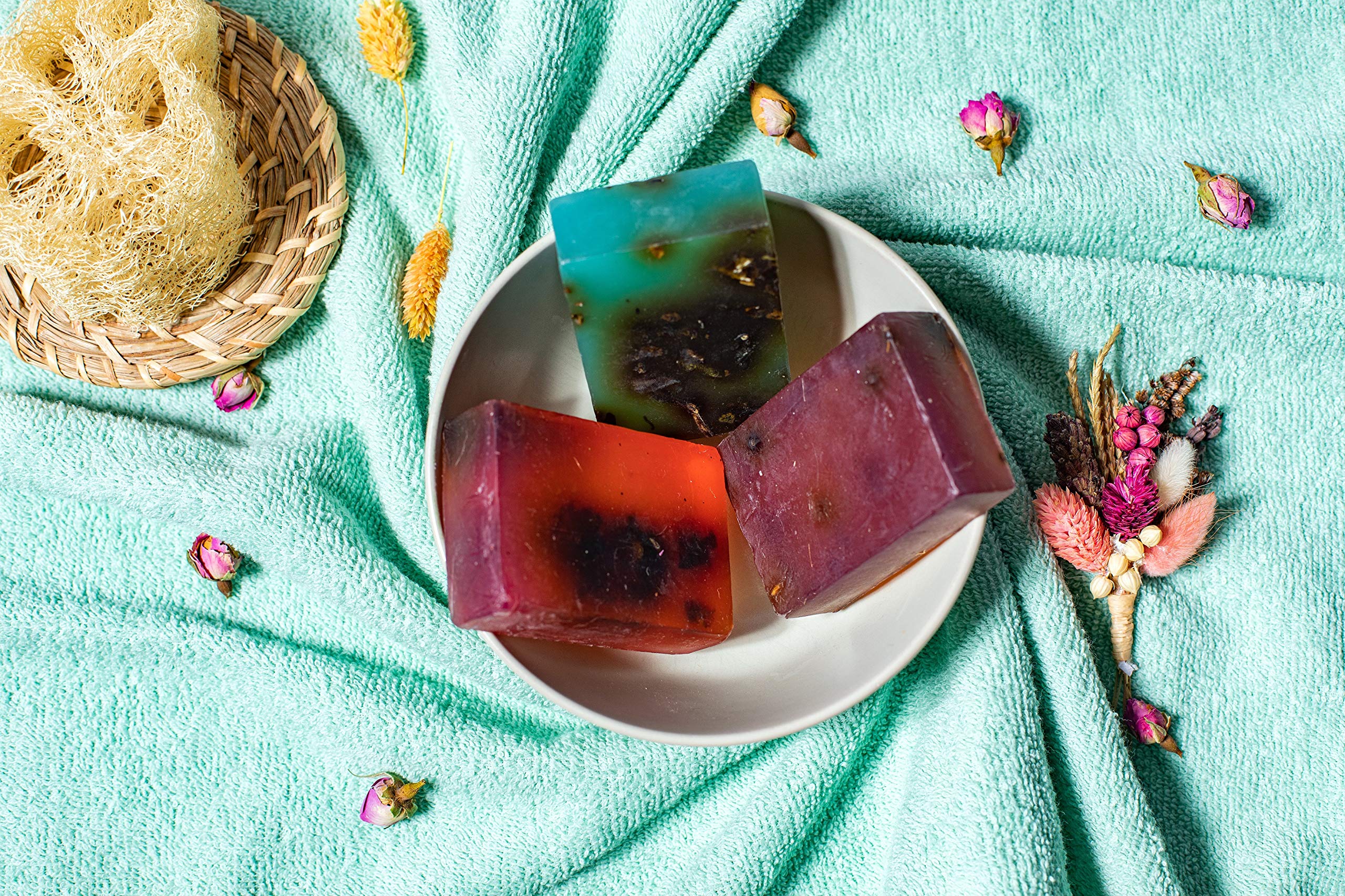 SABUN CO. Rose Oil Soap - 100% Natural Handmade Glycerin Soap with Rose Essential Oil & Petals - pH Balanced Moisturizing Bar for Sensitive Skin & Face Care (4.23oz/120g) - Perfect for Daily Cleansing, Spa Treatments & Gift Giving