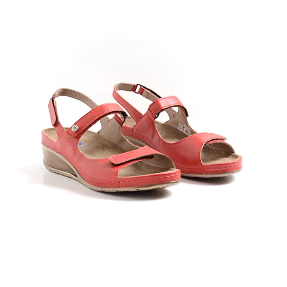 Pica Sandals for Women & Men - Comfortable & Stylish Summer Beach Sandals - Perfect for Walking, Travel, and Outdoor Adventures