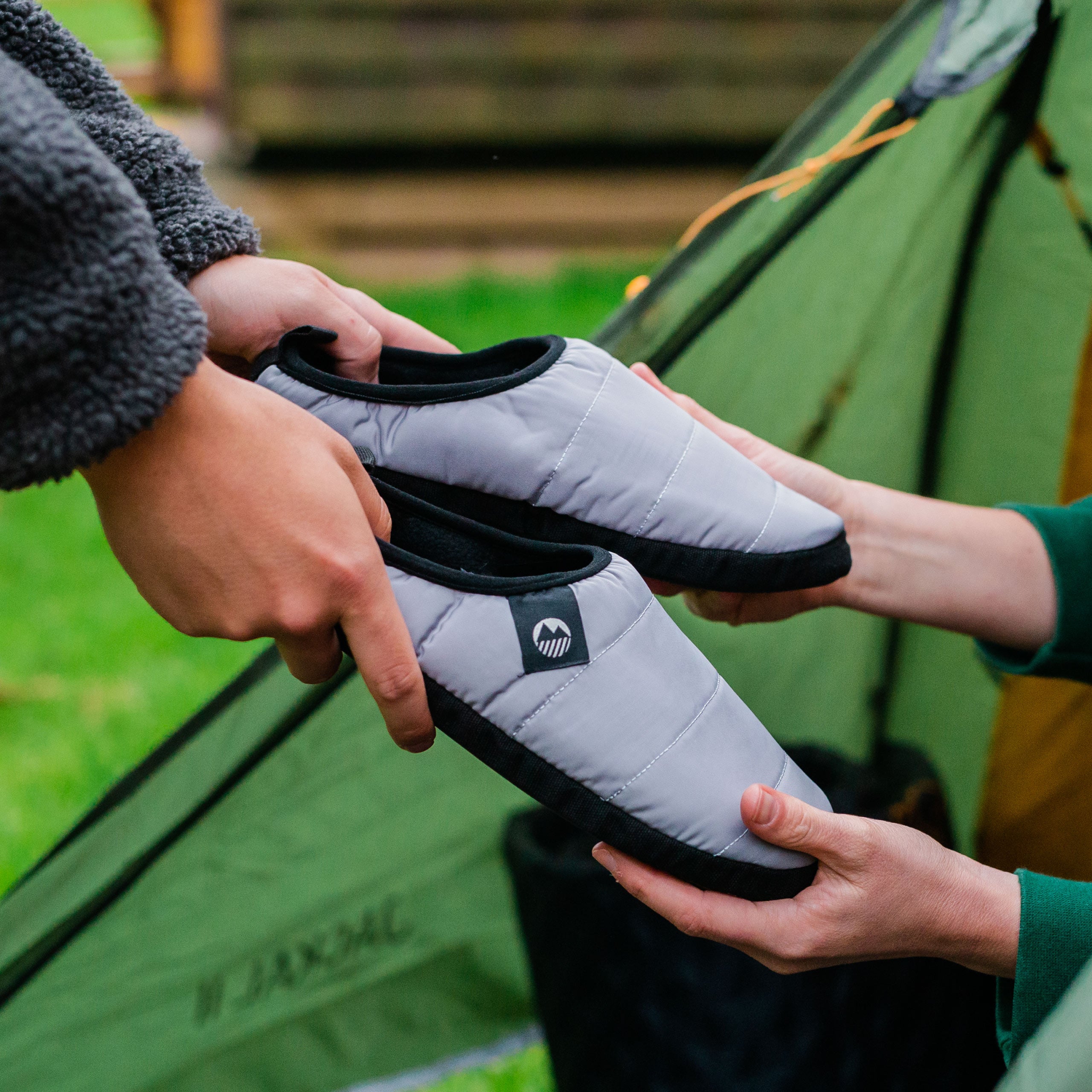 Men's Ultra Warm Tent Slippers - Cozy Winter Indoor/Outdoor House Shoes for Camping, Hiking & Home Comfort