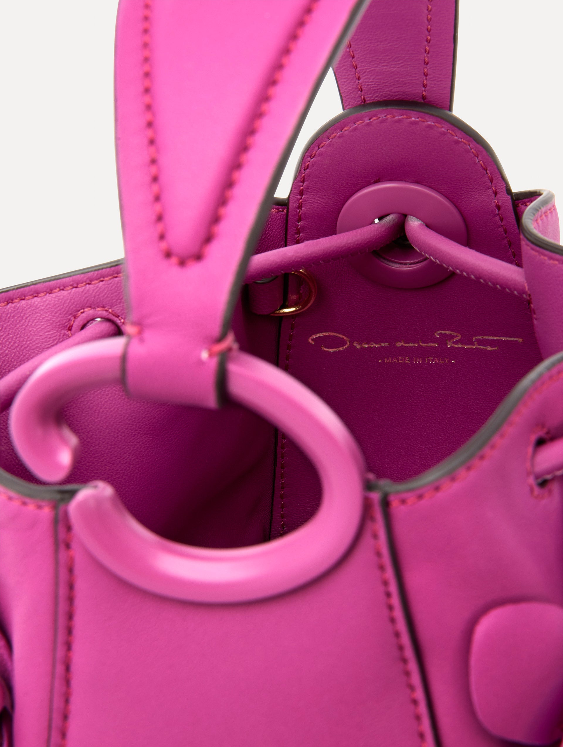 Elegant Nano Floral Appliqué O Handle Bag for Women - Stylish Crossbody Purse for Daily Use, Parties & Special Occasions