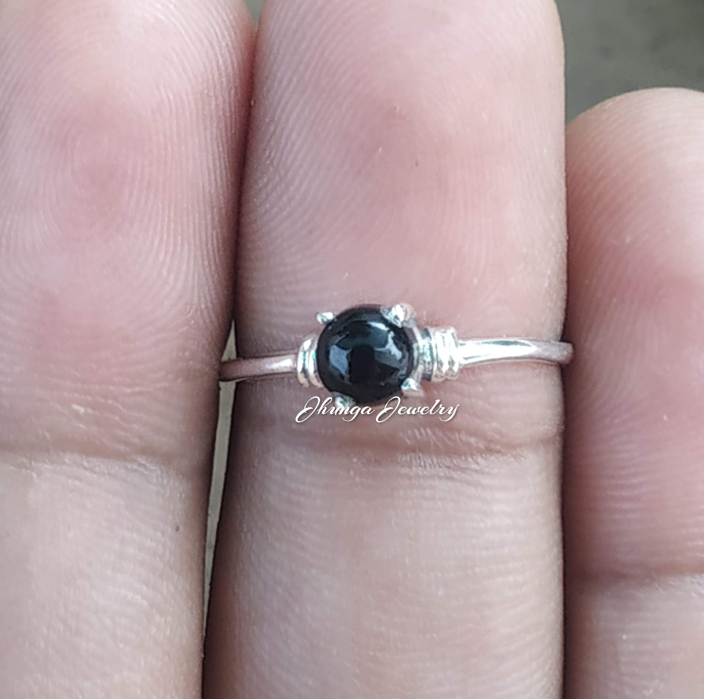 Black Onyx Ring - 925 Sterling Silver Minimalist Engagement Ring for Women, Bohemian Wedding Gift, Dainty Statement Jewelry with Prong Setting - Perfect for Everyday Wear, Special Occasions & Gifts