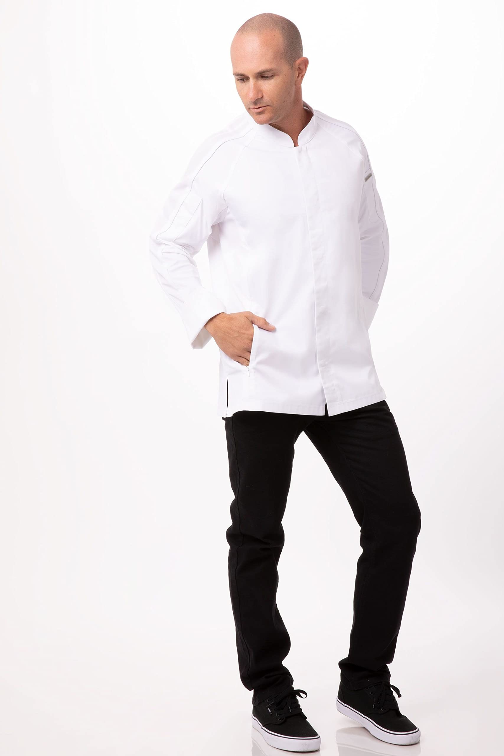 Chef Works Men's Valencia Chef Coat - Professional White Kitchen Jacket for Cooking, Baking & Culinary Arts - Perfect for Chefs, Bakers & Restaurant Staff