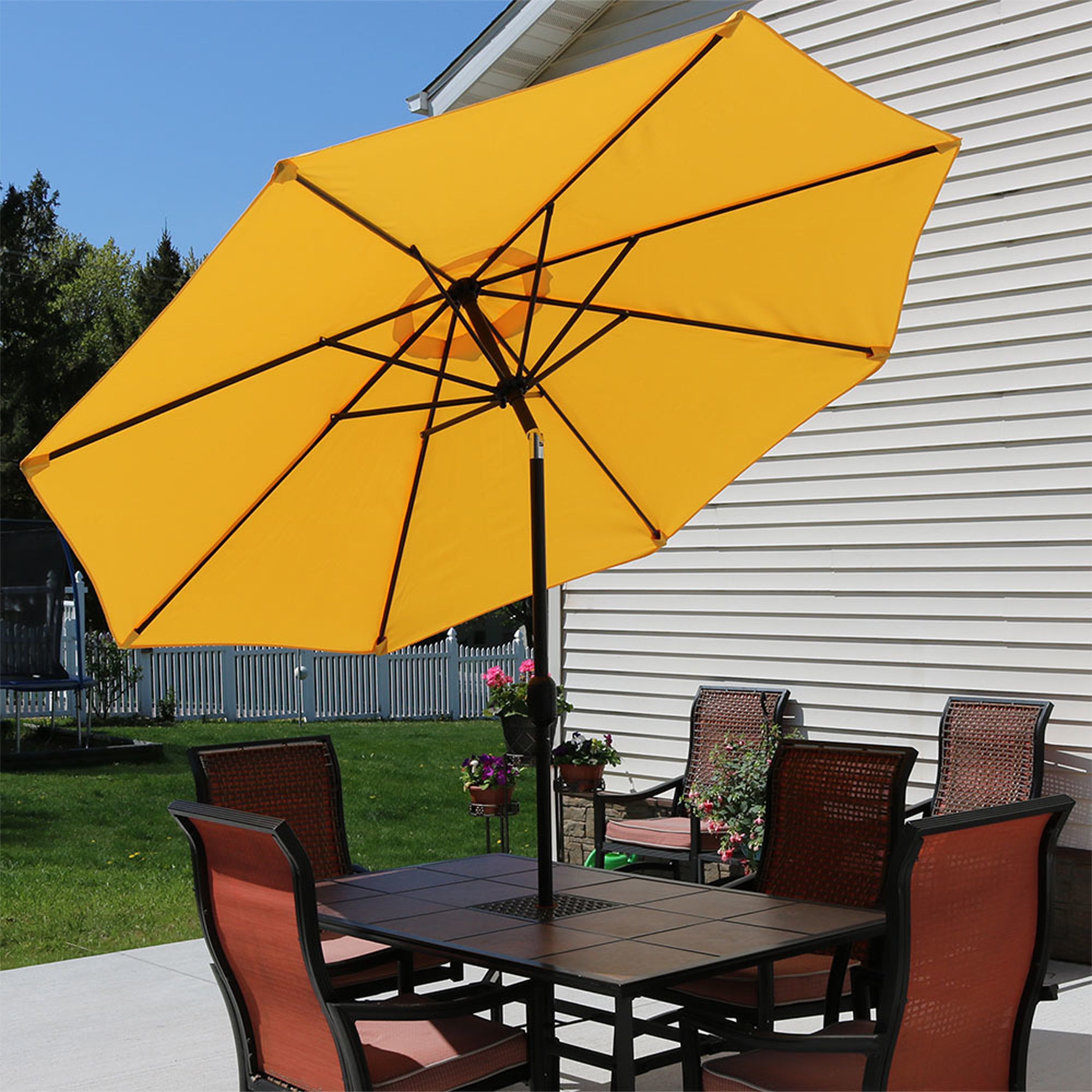 Sunnydaze 9-Foot Aluminum Outdoor Patio Umbrella with Tilt & Crank - Perfect for Poolside, Backyard, Deck, and Garden Shade