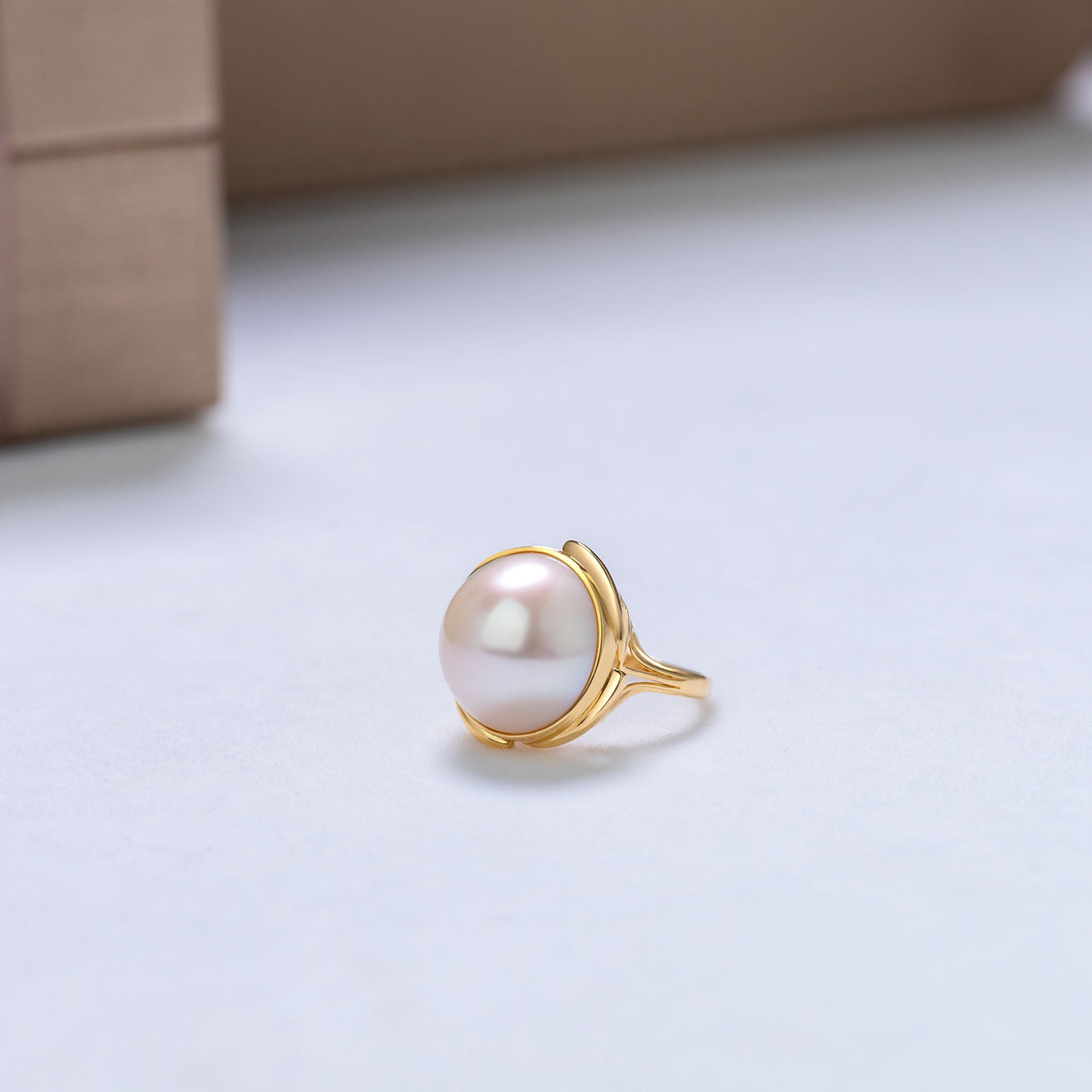 18K Gold Edison Pearl Ring KR00058 - Elegant Pearl Jewelry for Women, Perfect for Weddings, Anniversaries & Special Occasions