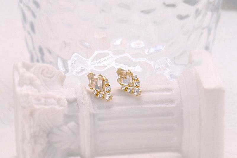 14K Gold Geometric Ice Cube Clear Quartz Stud Earrings for Women - Minimalist Dainty Jewelry Gift for Her | Perfect for Everyday Wear, Parties & Special Occasions