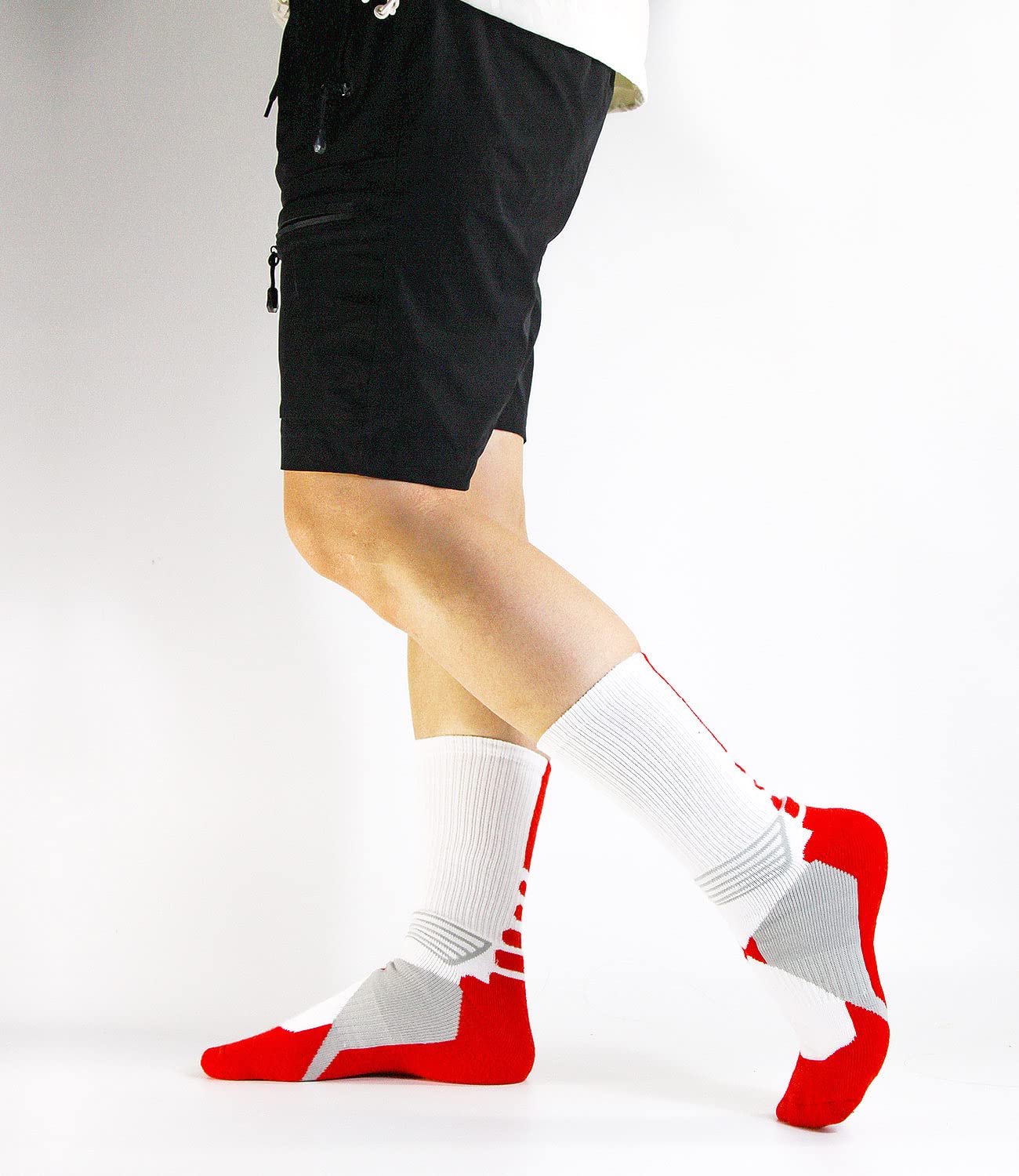 Premium Cushioned Basketball Socks for Men & Women - Moisture Wicking Athletic Crew Socks for Youth & Adults - Perfect for Games, Training and Sports Performance