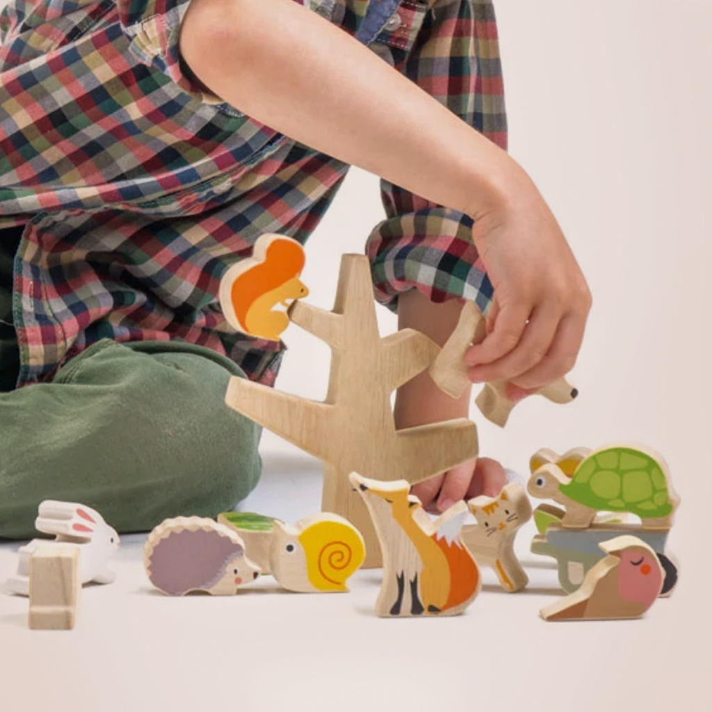 Stacking Garden Friends Animal Toys for Kids - Wooden Stacking Blocks with Cute Animals - Perfect for Early Learning, Fine Motor Skills & Playtime Fun - Ideal for Nursery, Preschool & Home Playrooms