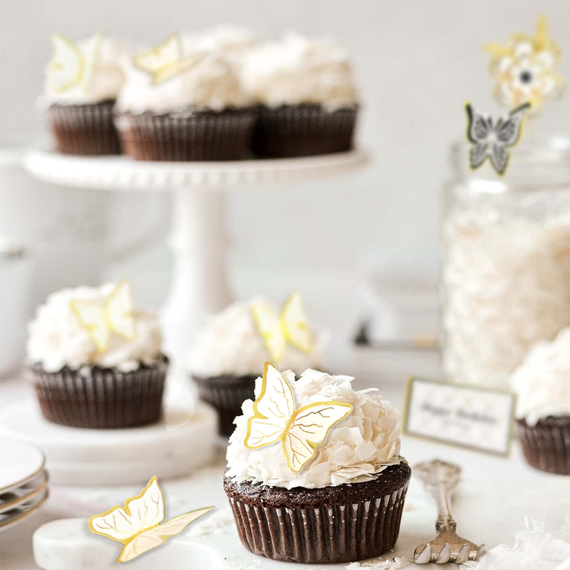 8-Piece White Gold Flower Butterfly Cake Toppers - Elegant Birthday Cake Decorations for Weddings, Baby Showers & Party Decor - Perfect for Butterflies Theme Celebration